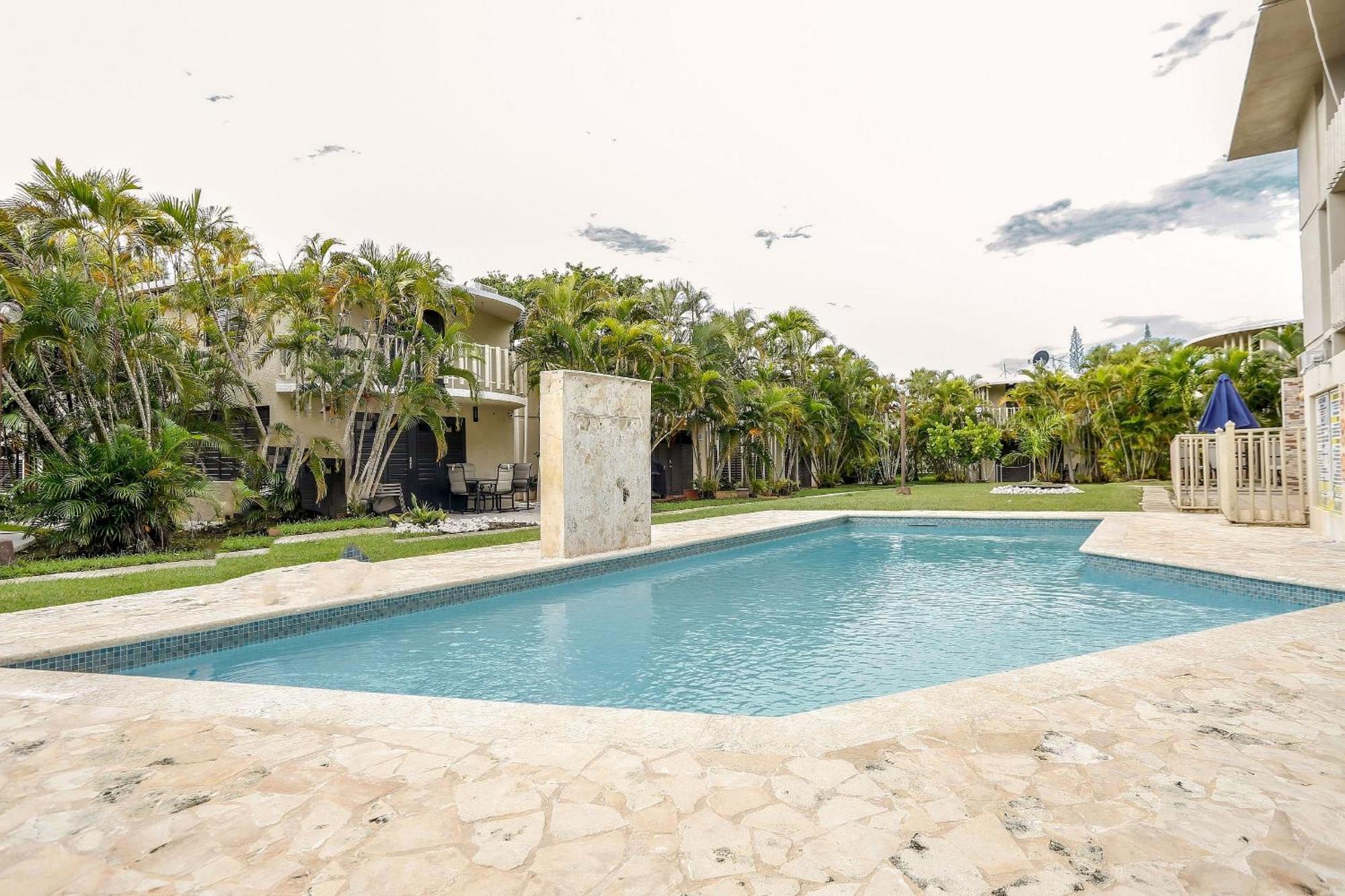 Raices Realty Villa: Puerto Rico; Centrica, Acogedora, Tropical, Playa, Piscina,a/c * Cabo Rojo