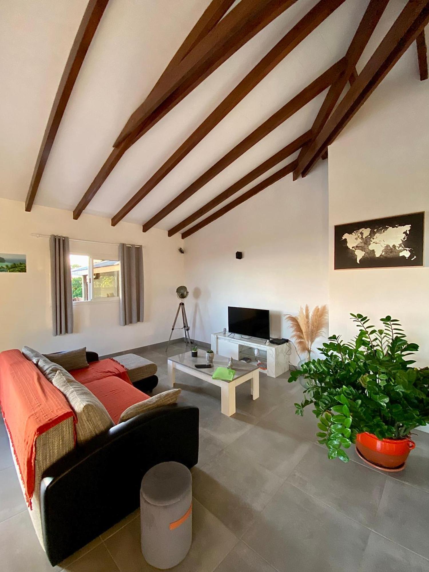 Casa de férias Les Pameyaque 2 F2 Avec 1 Piscine Et 1 F3 Avec 1 Piscine, Superbe Vue Sur La *
