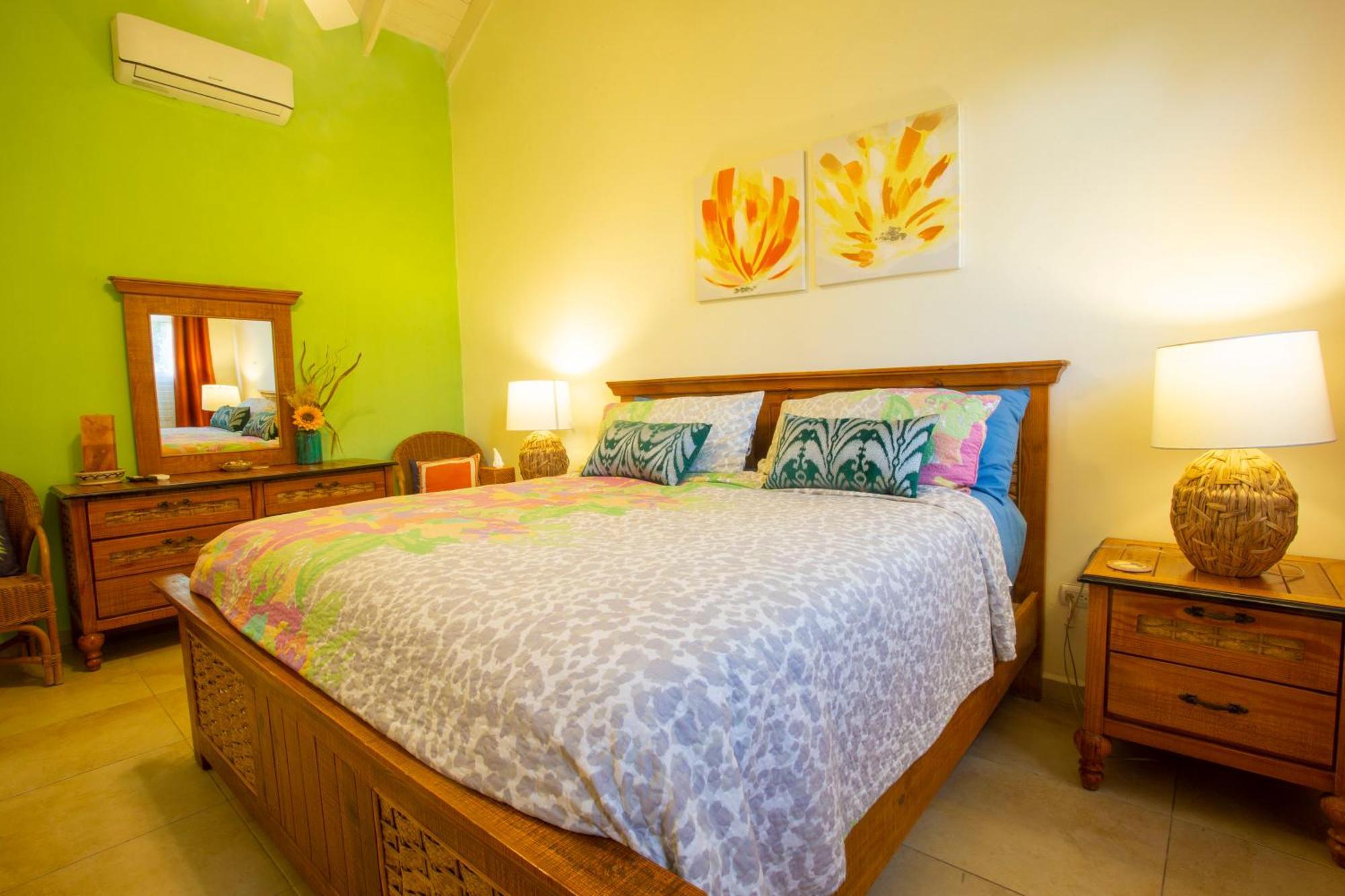 Hotel Ocean Village 3*