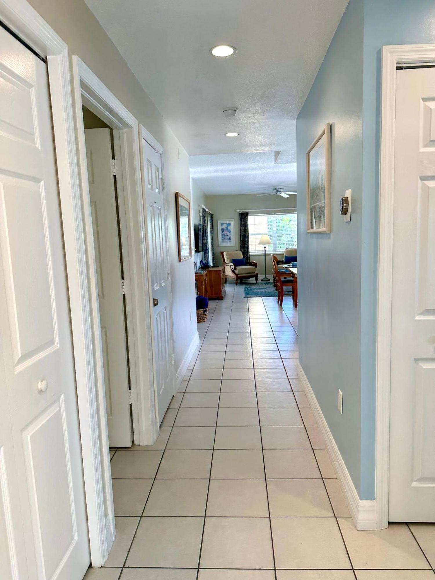 Regal Club #322 Holiday home George Town