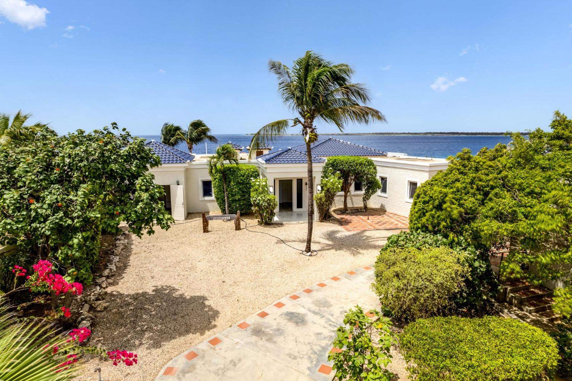 Oceanfront - Port Of Call - Villa *