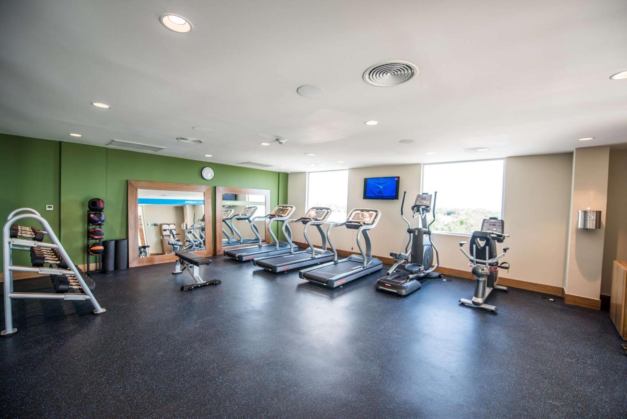 Hampton By Hilton Santo Domingo Airport Hotel 3*