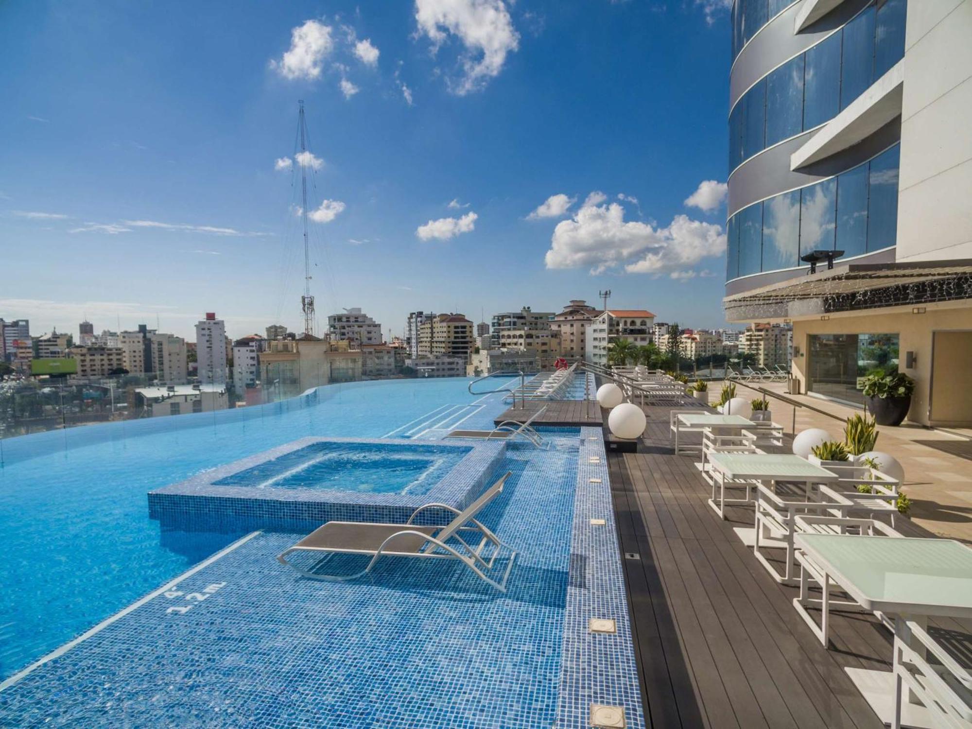 Hotel Embassy By Hilton 4*