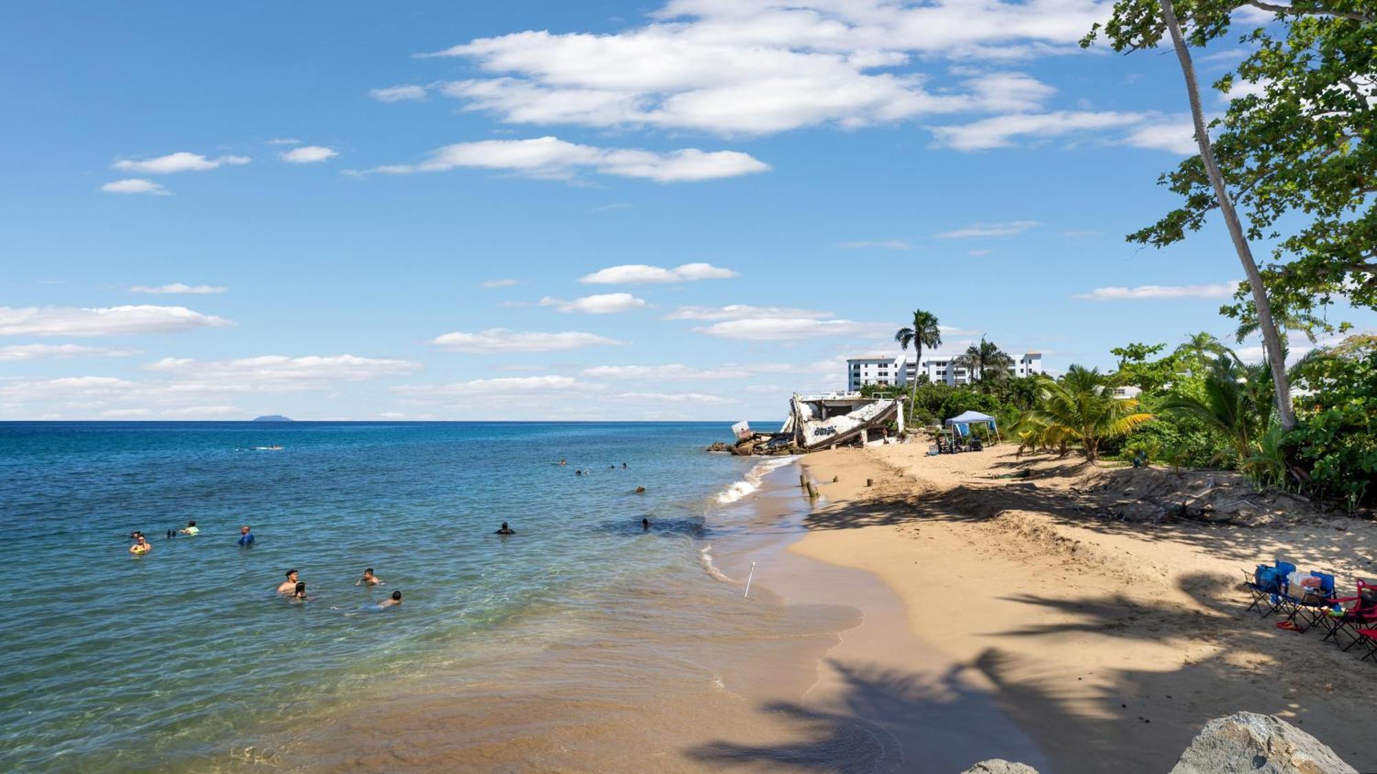 Beachfront 5th Floor At Pelican Reef Apartment Rincon