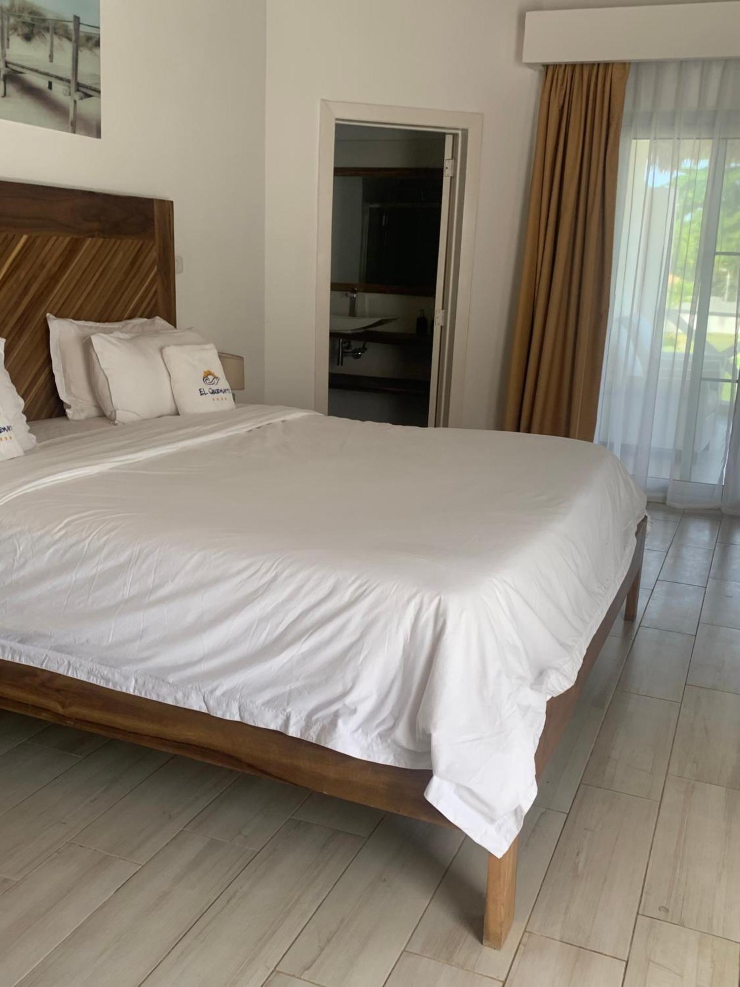 El Quemaito - Luxury Oceanfront Retreat
