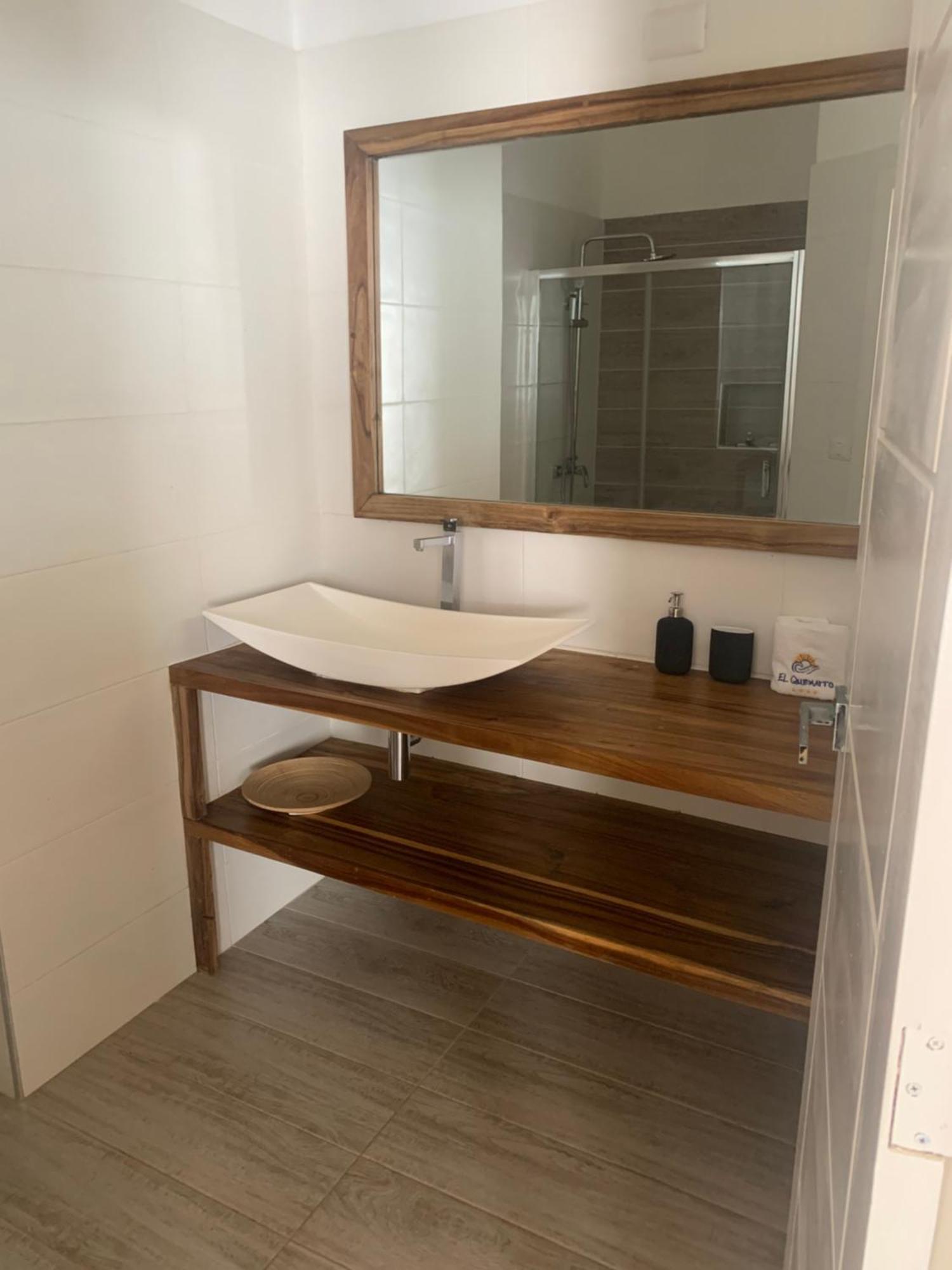 Hotel El Quemaito - Luxury Oceanfront Retreat 3*