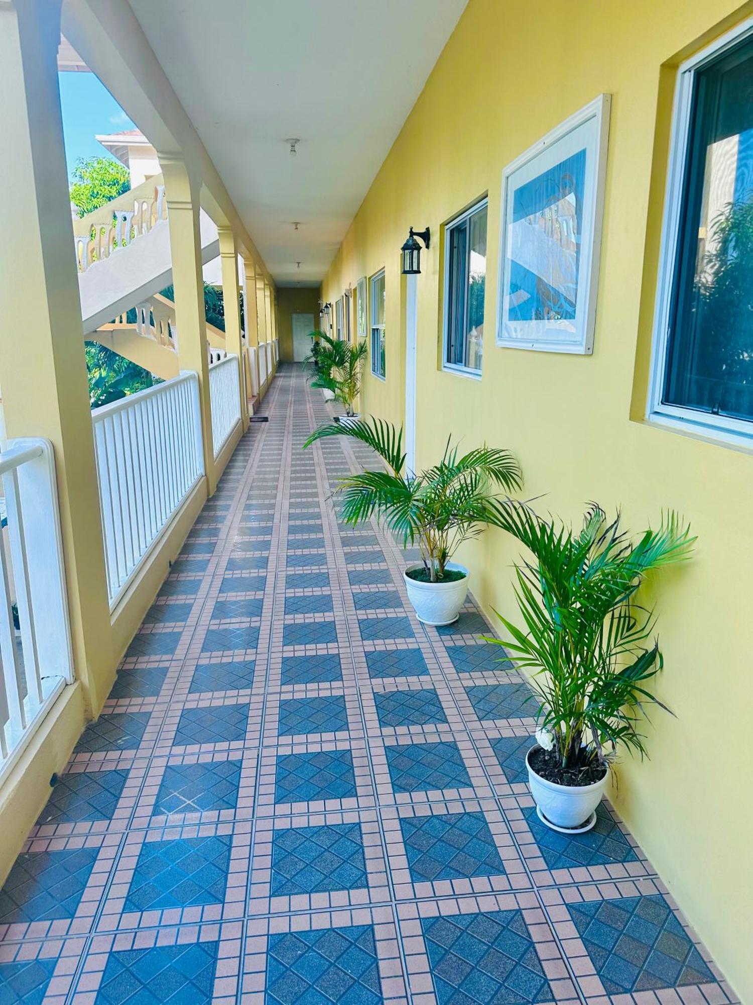 Spring Palm Estate St. Mary