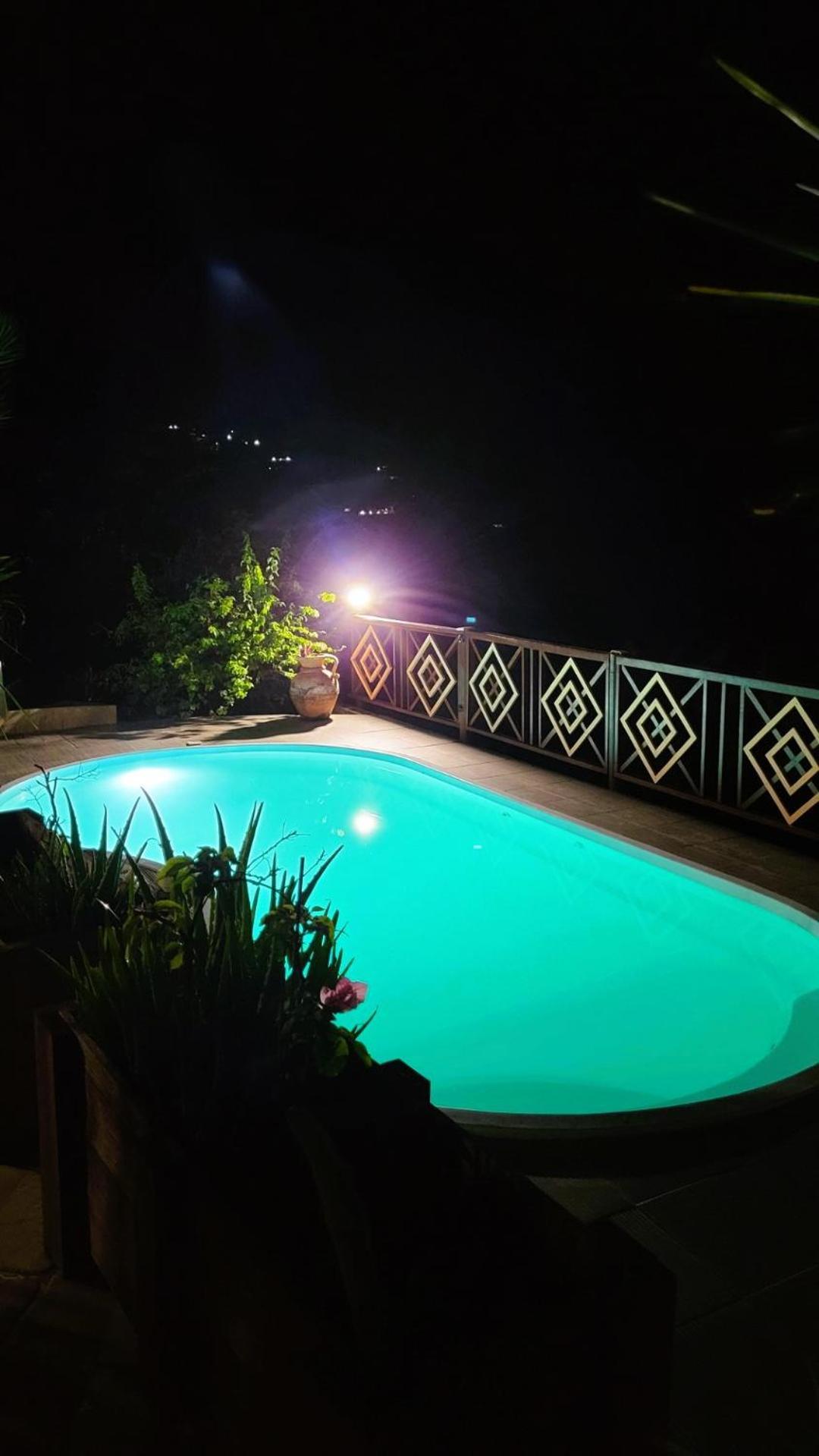 Ti'roucou 3 Etoiles - Vue Et Piscine Privee Sans Vis A Vis *