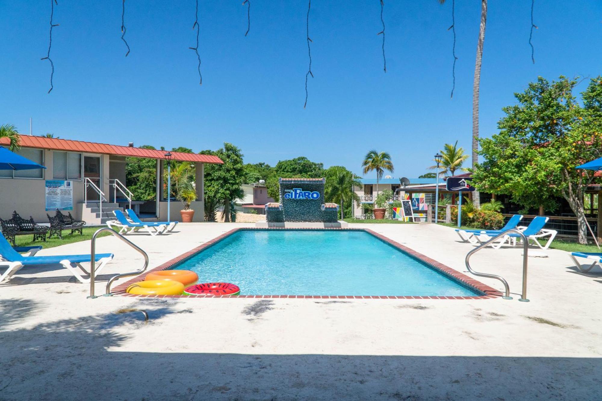 El Faro Hotel 3*