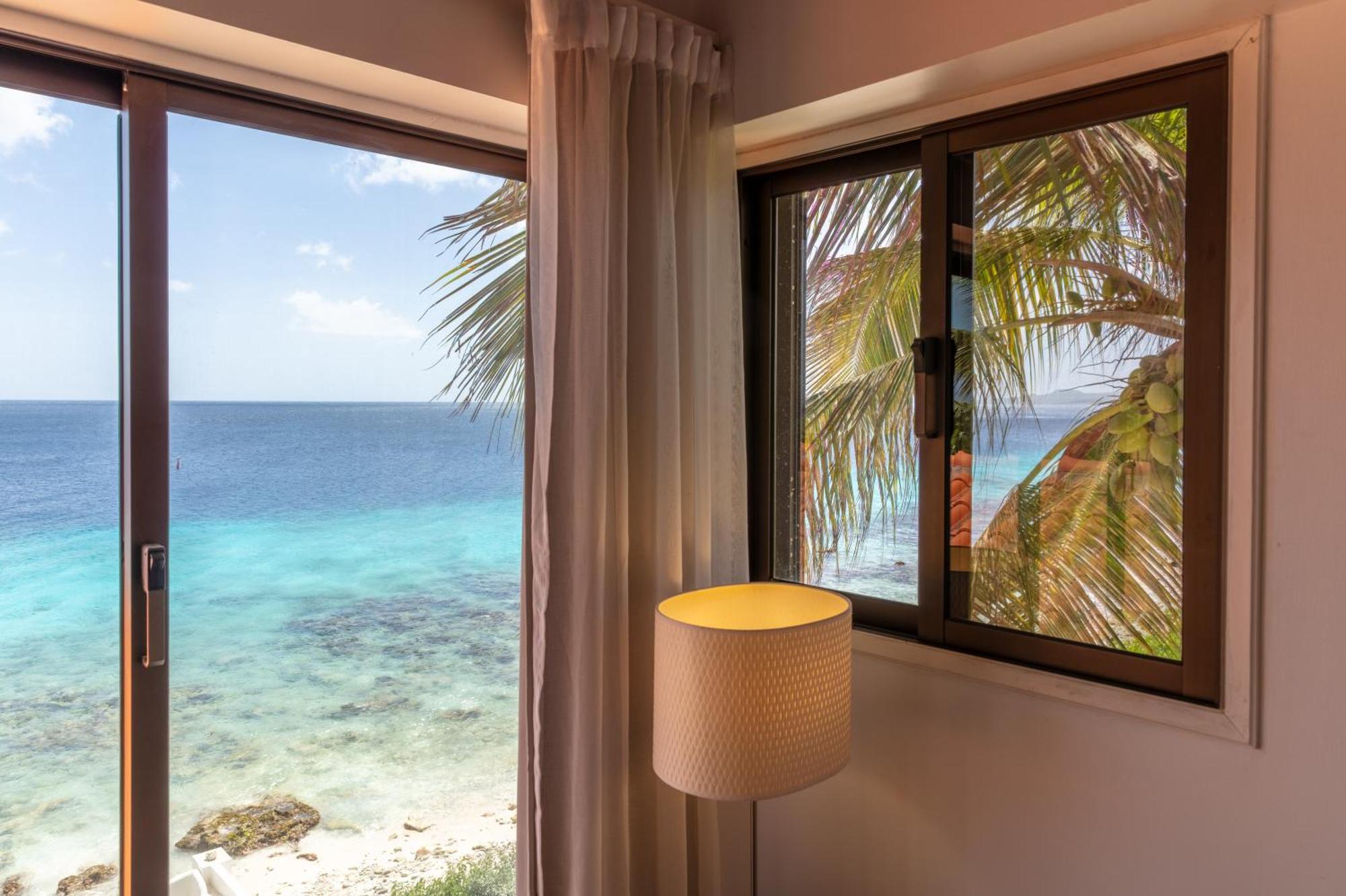 One Ocean Boutique & Bonaire *