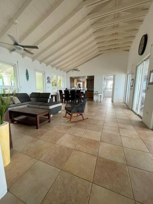 Oceanic Sint Maarteen Villa