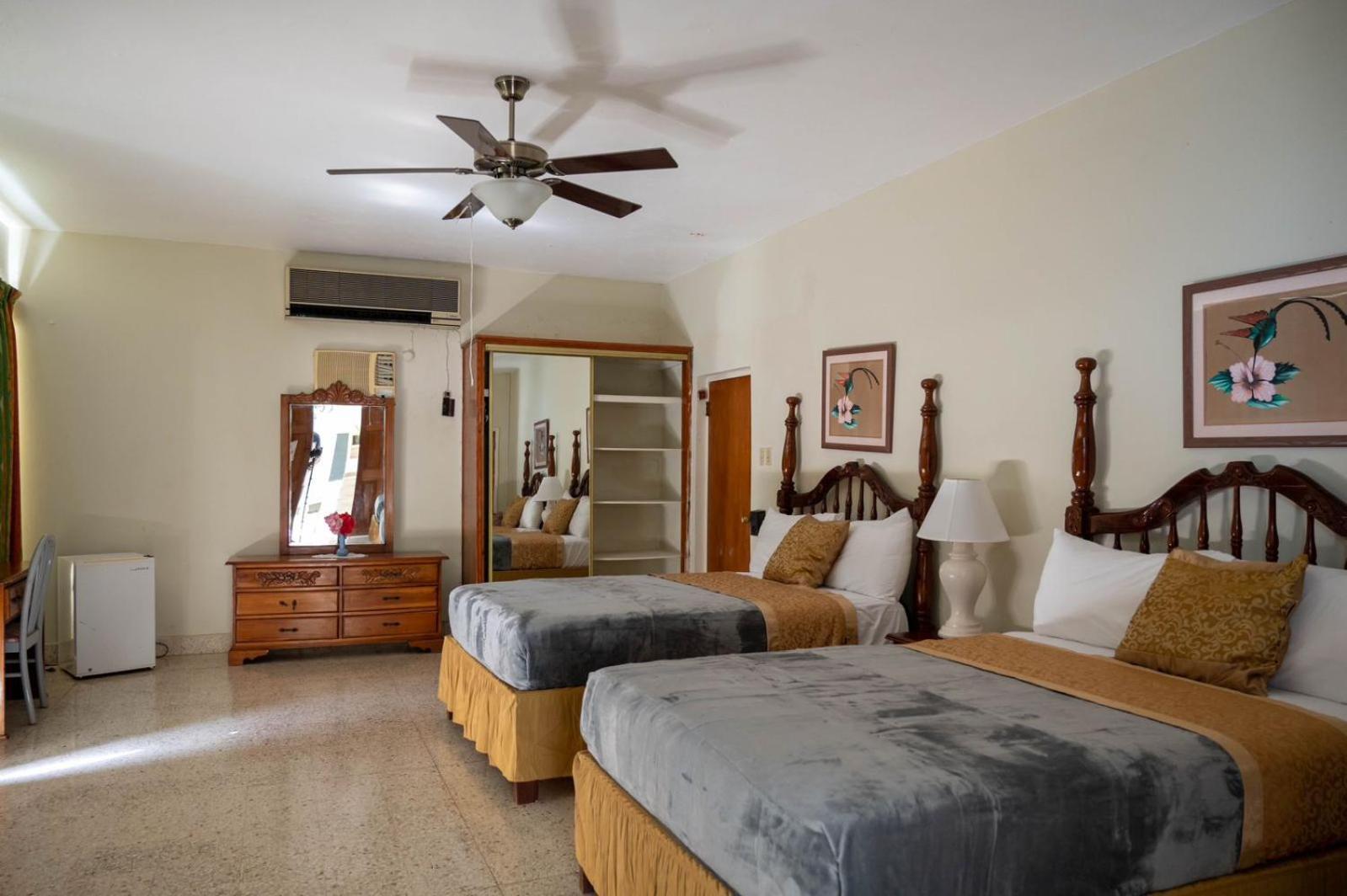 Guest house Ocean Front Triple At Sahara *