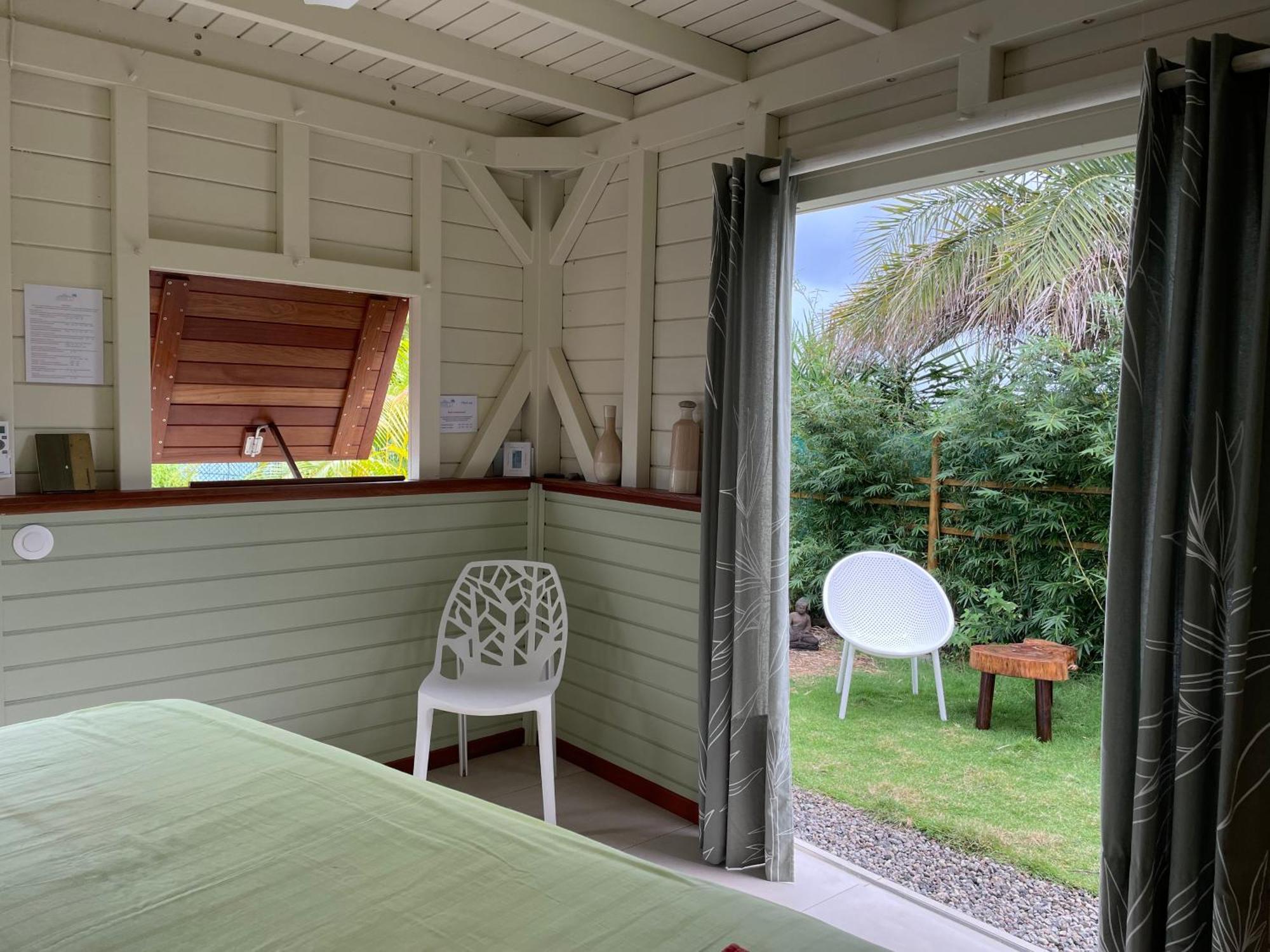 Iguane House & Micro Villa Sainte-Anne (Grande-Terre)