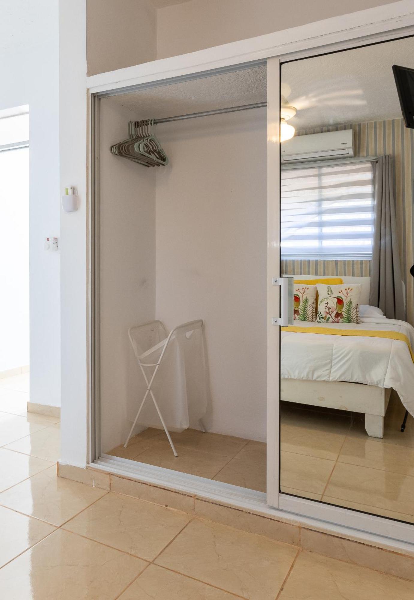 Aparthotel Edma *