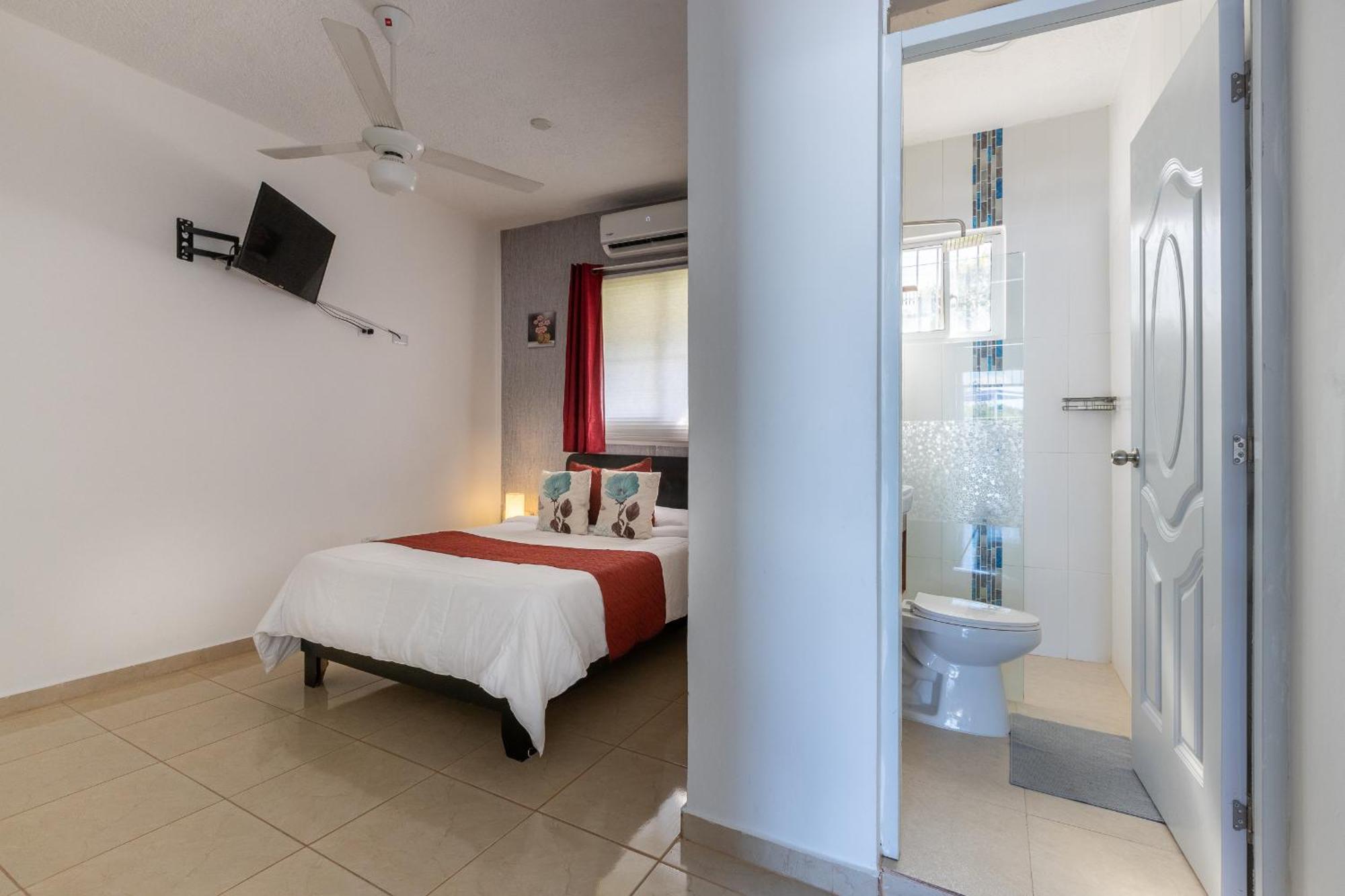 Edma Aparthotel