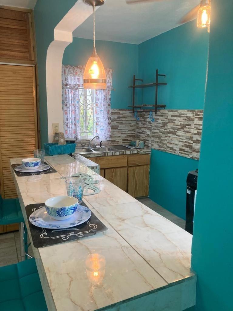 Yanceylargoestate- 3 Bedroom Withmountain Views