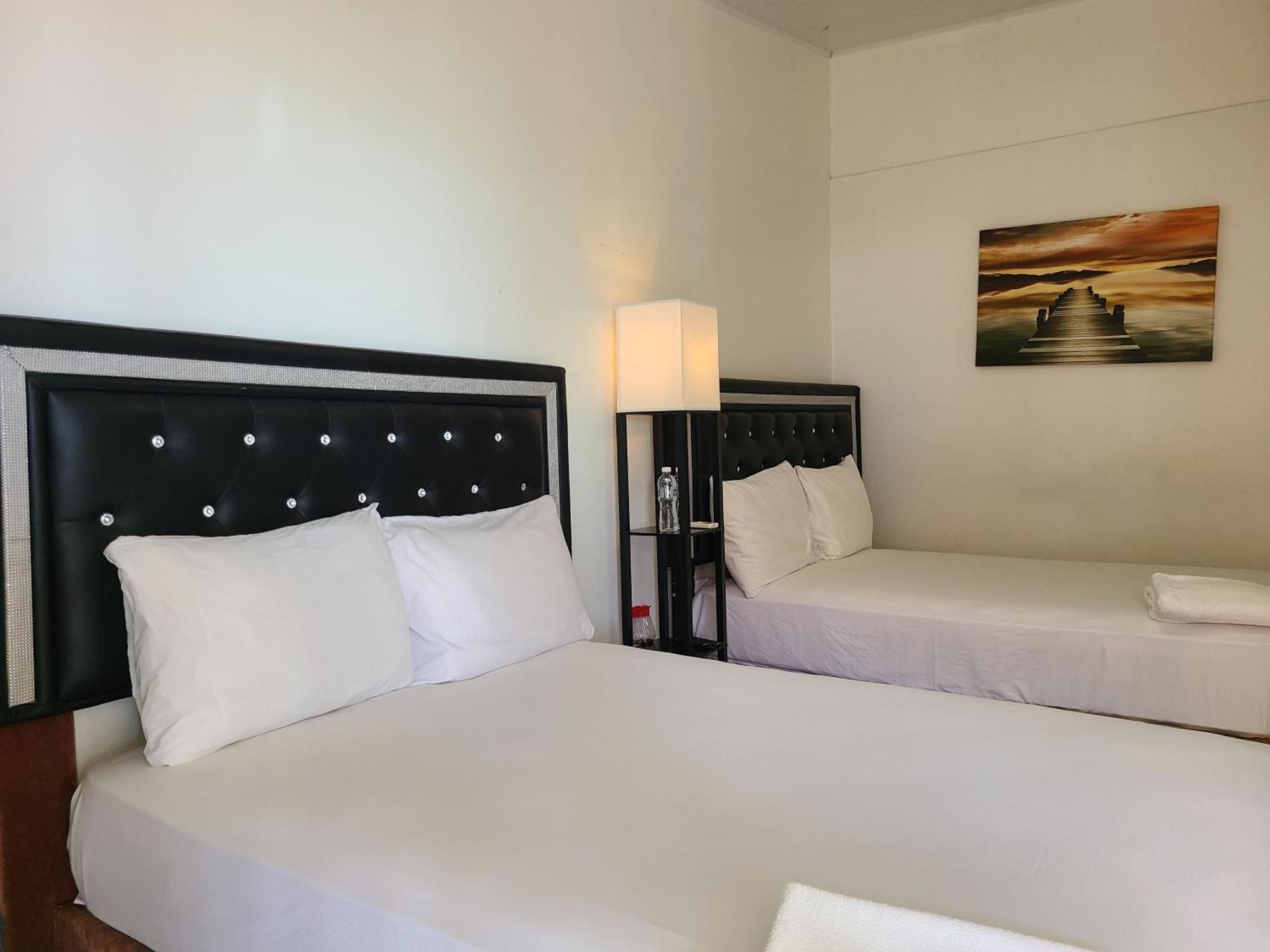 Habitation Des Lauriers Hotel 4*