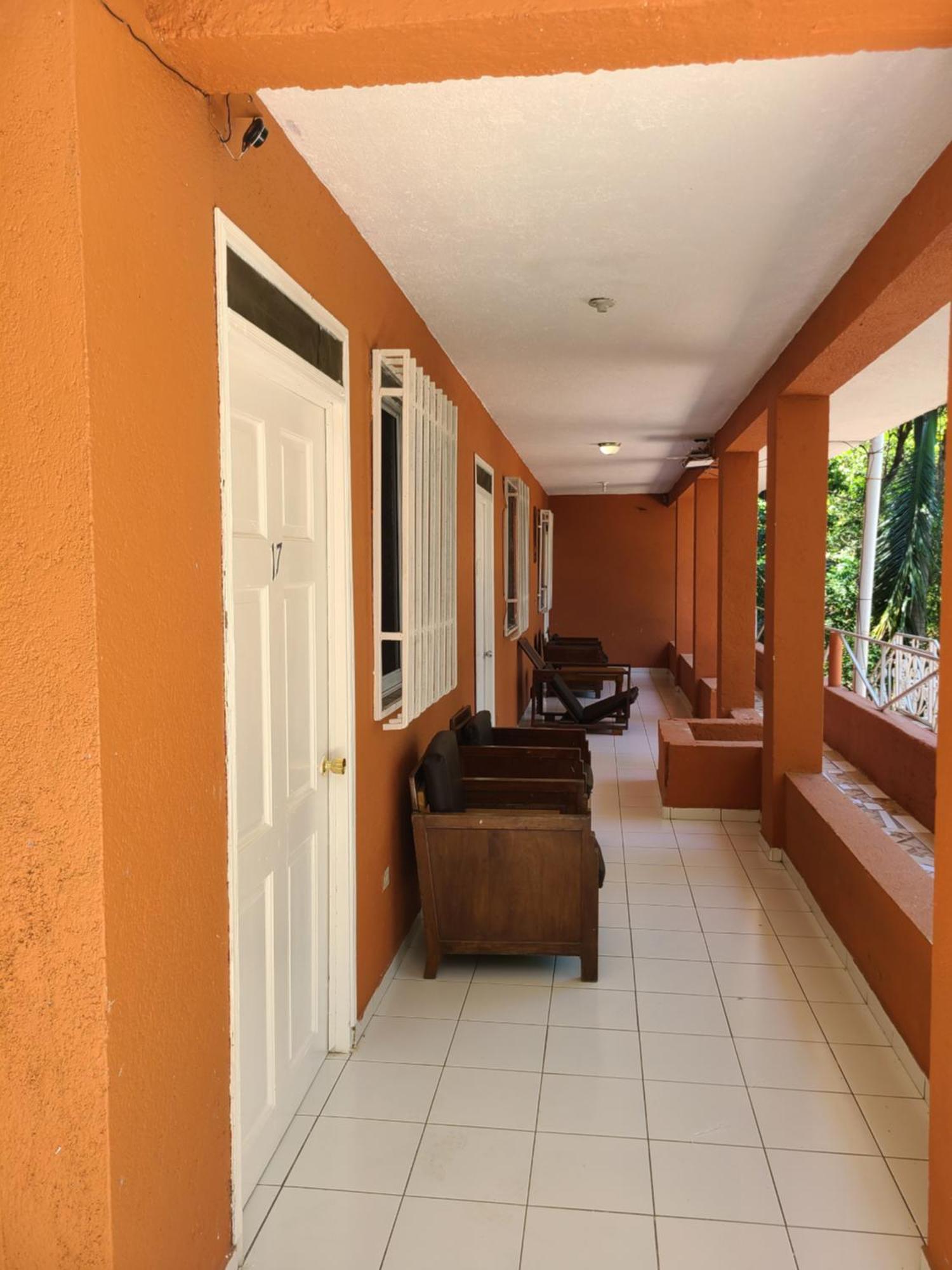 Hotel Habitation Des Lauriers