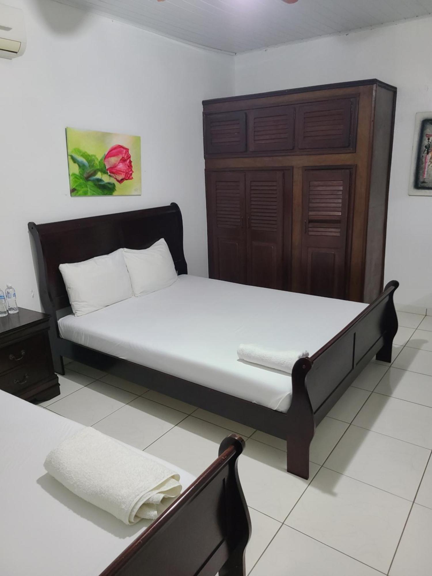 Habitation Des Lauriers 4*