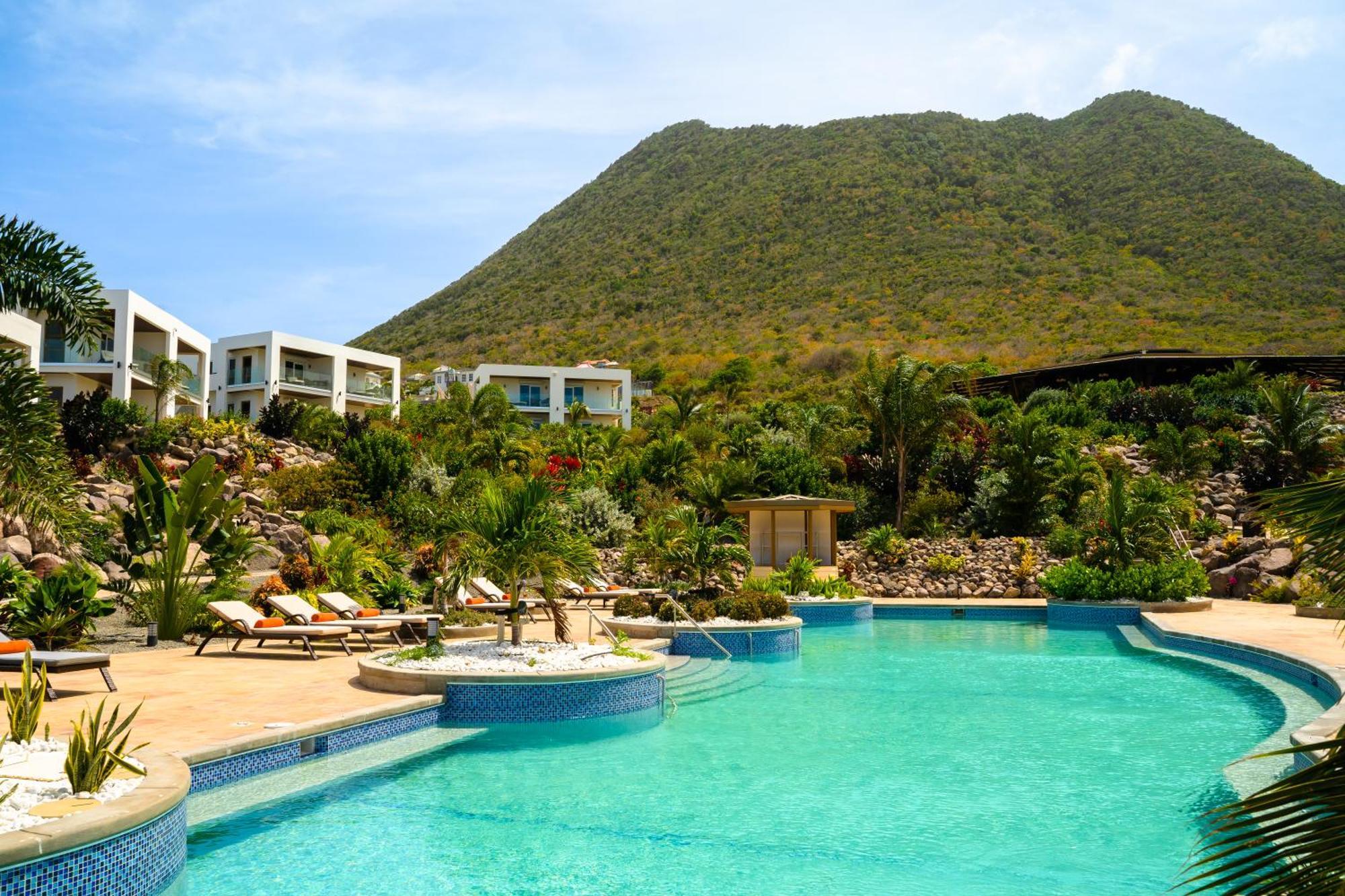 Golden Rock Dive And Nature Resort 4*