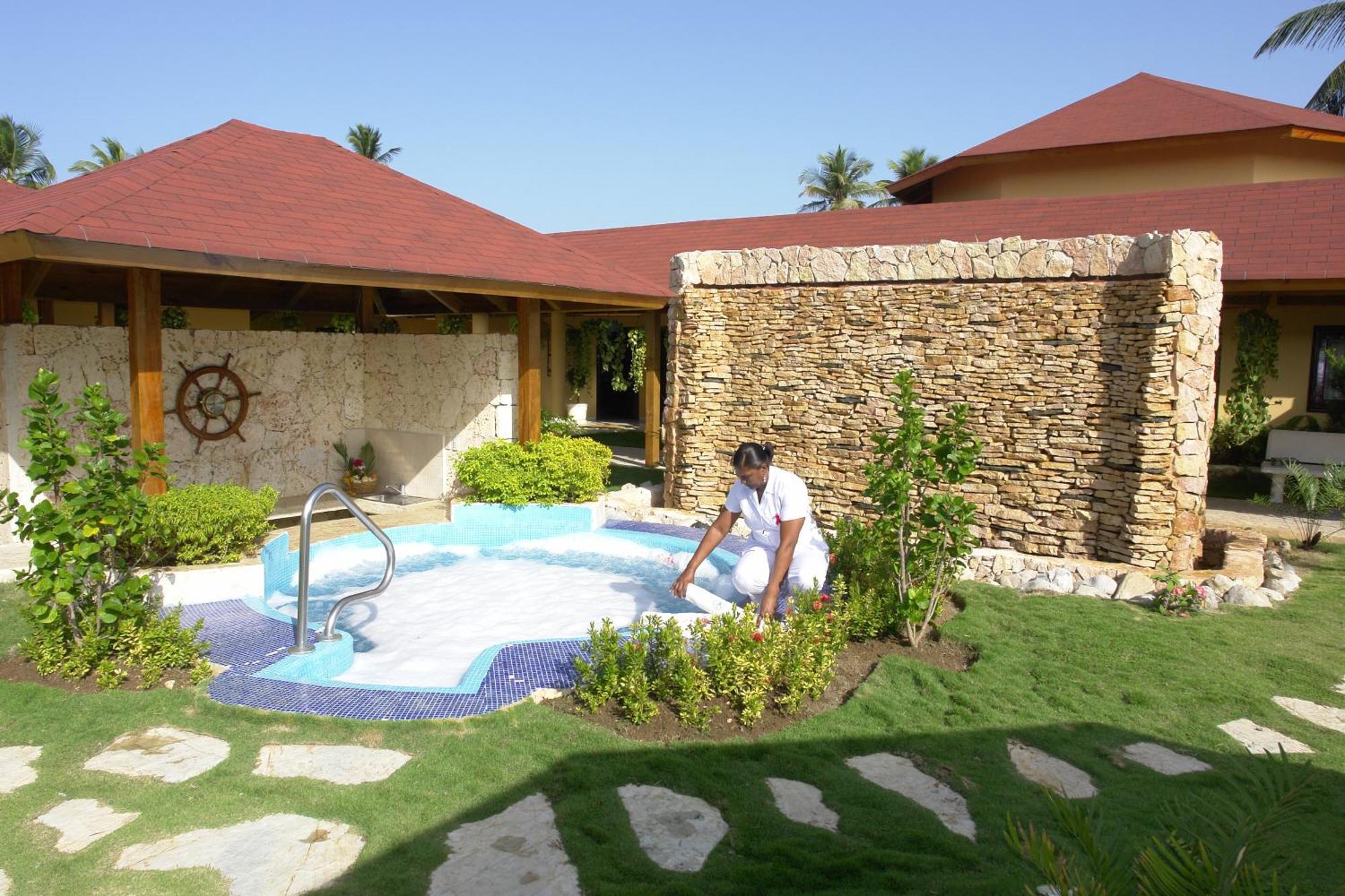 Resort Vik Arena Blanca 4*