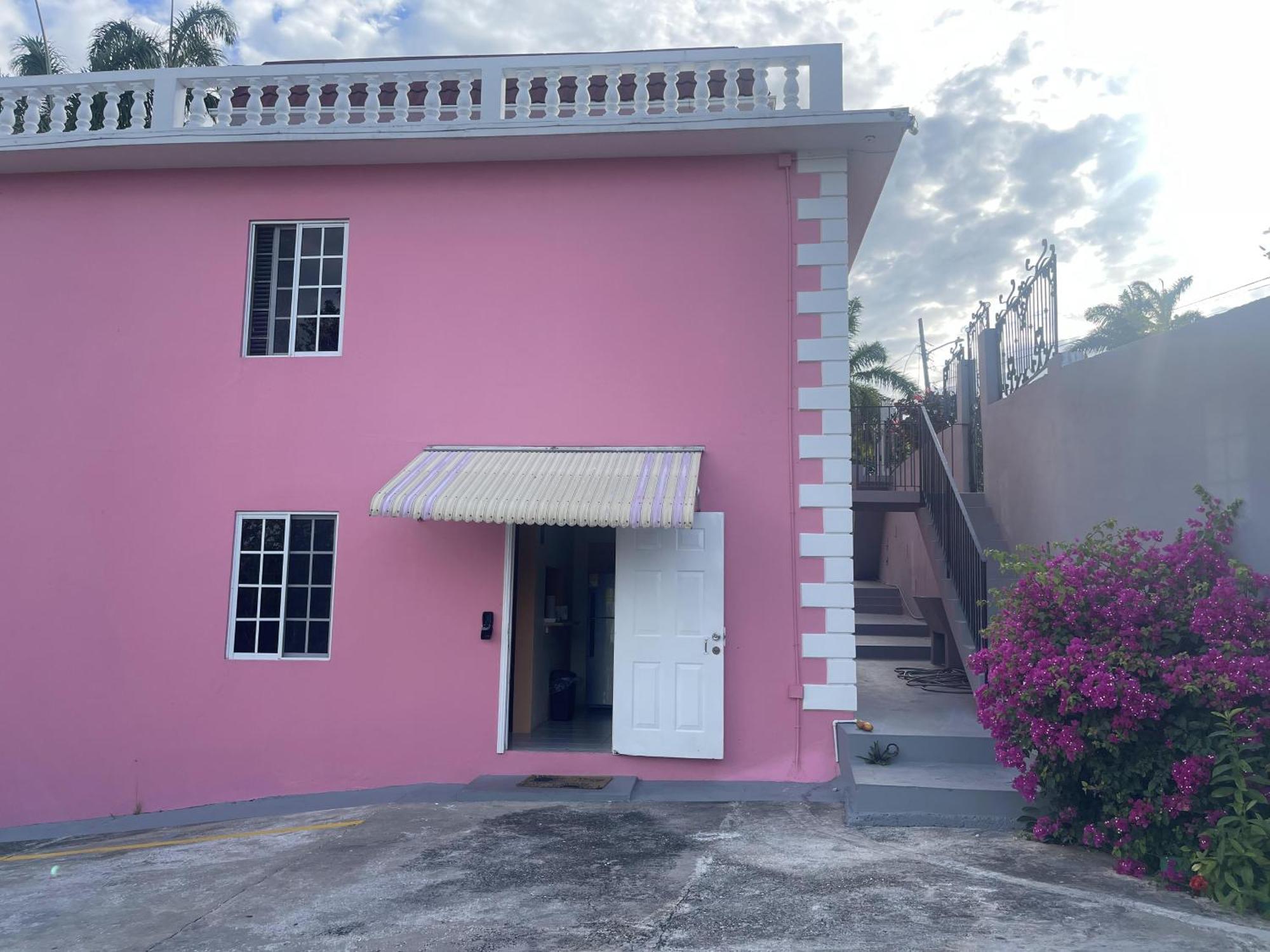 Guest house Three Palm Montego Bay