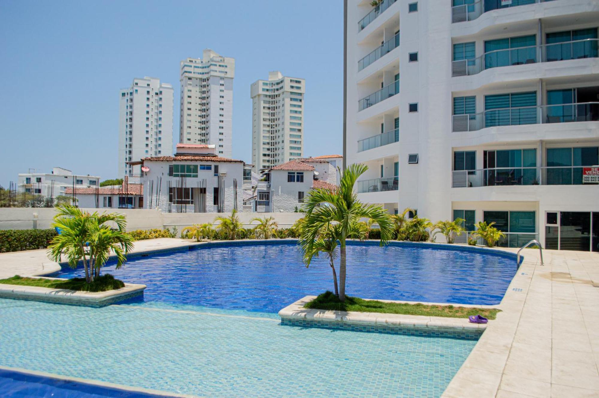 Hermoso Apartamento En Rodadero Sur, Condominio Aragoa