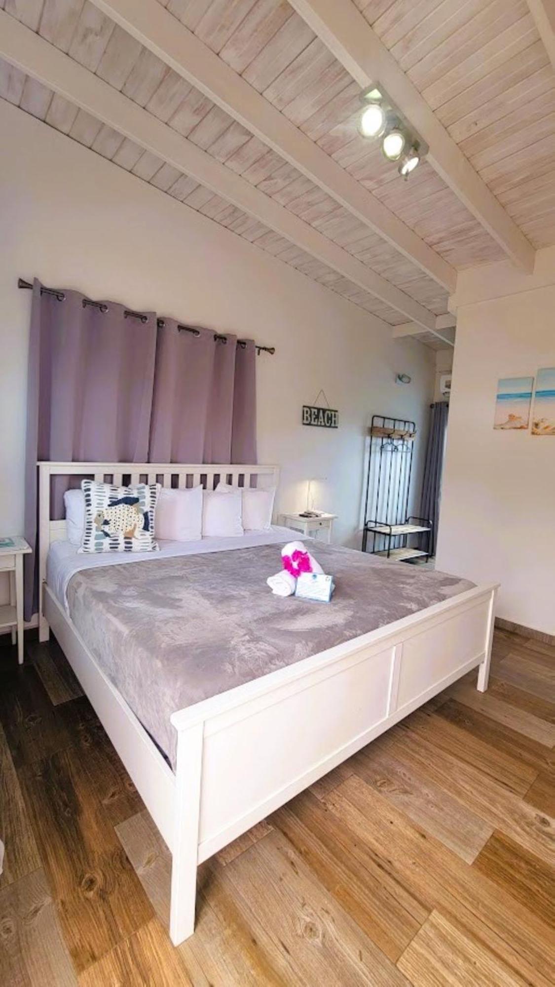 La Jamaca - Island Vibe Inn La Parguera
