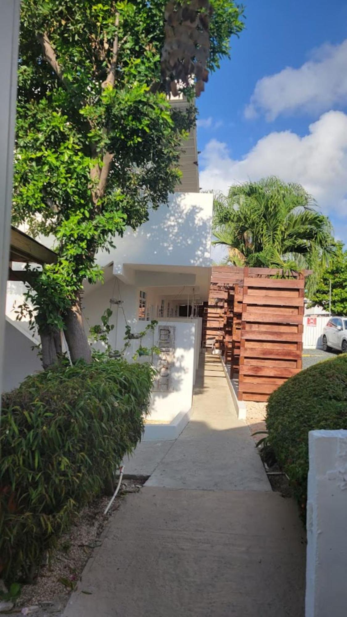 Inn La Jamaca - Island Vibe 3*