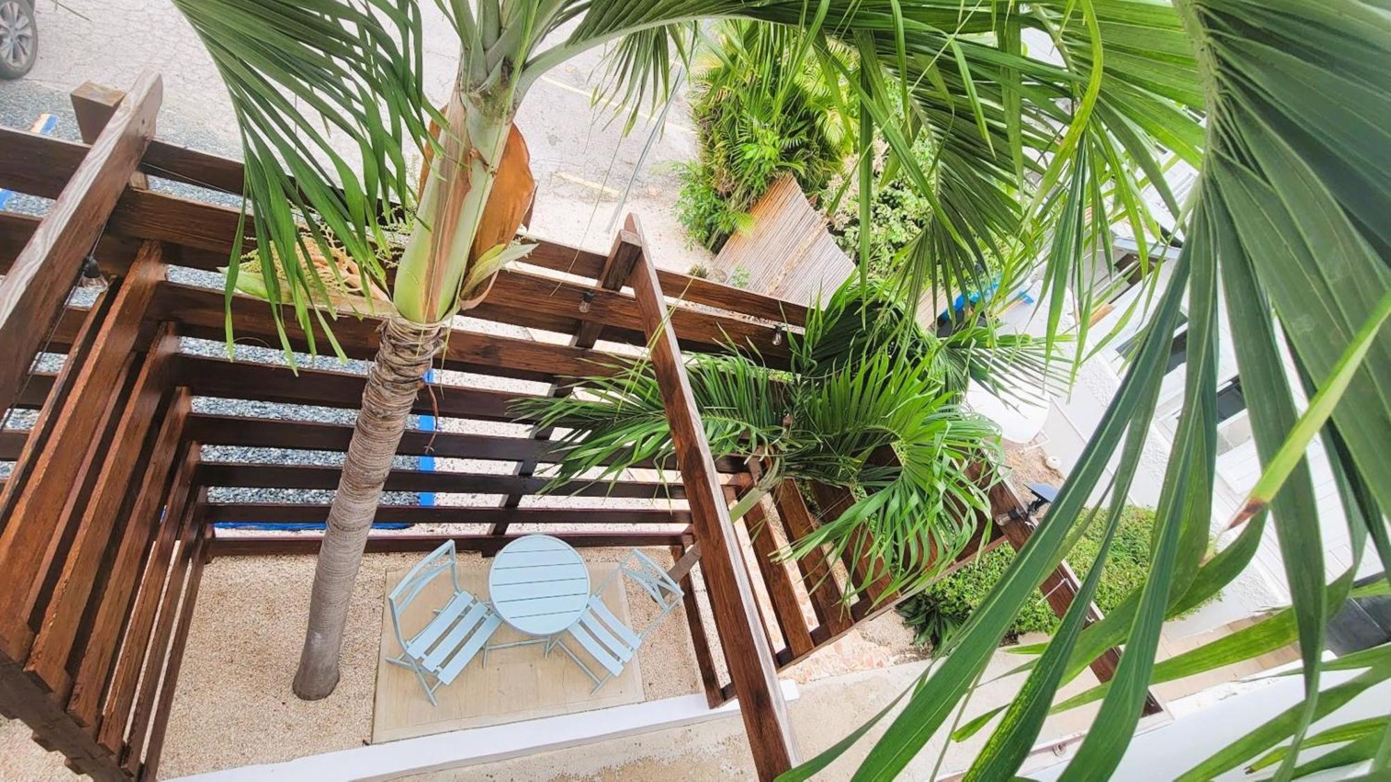 Inn La Jamaca - Island Vibe