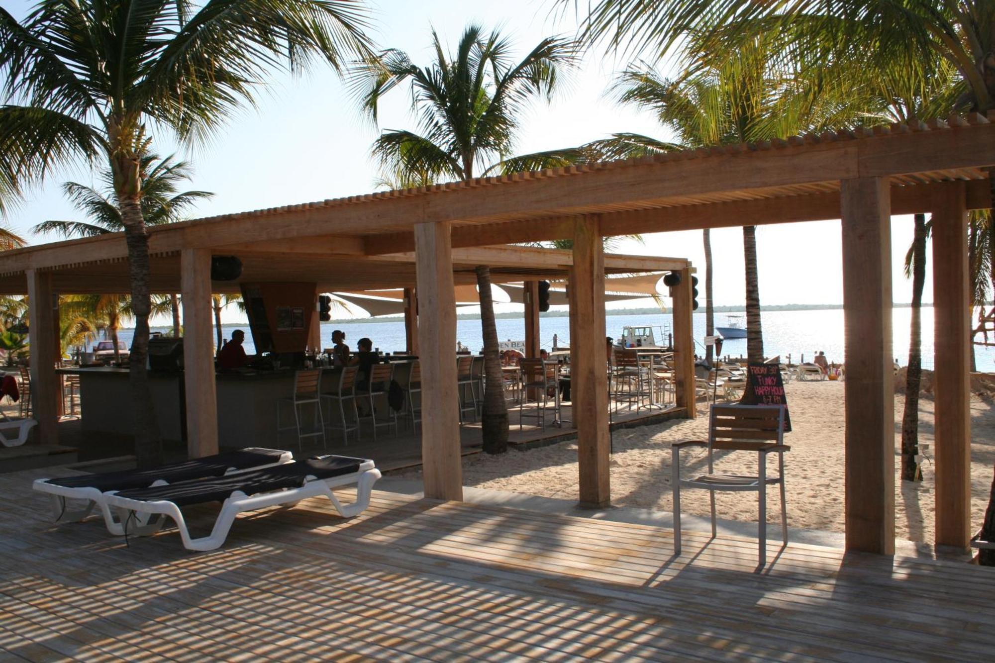 Resort Eden Beach - Bonaire 3*