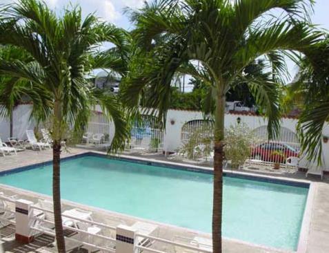 Perichi's Hotel Cabo Rojo