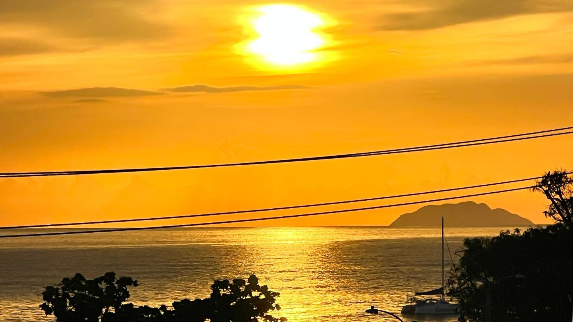 Ocean Luxe In Paradise - Les Des Dieux * Rincon