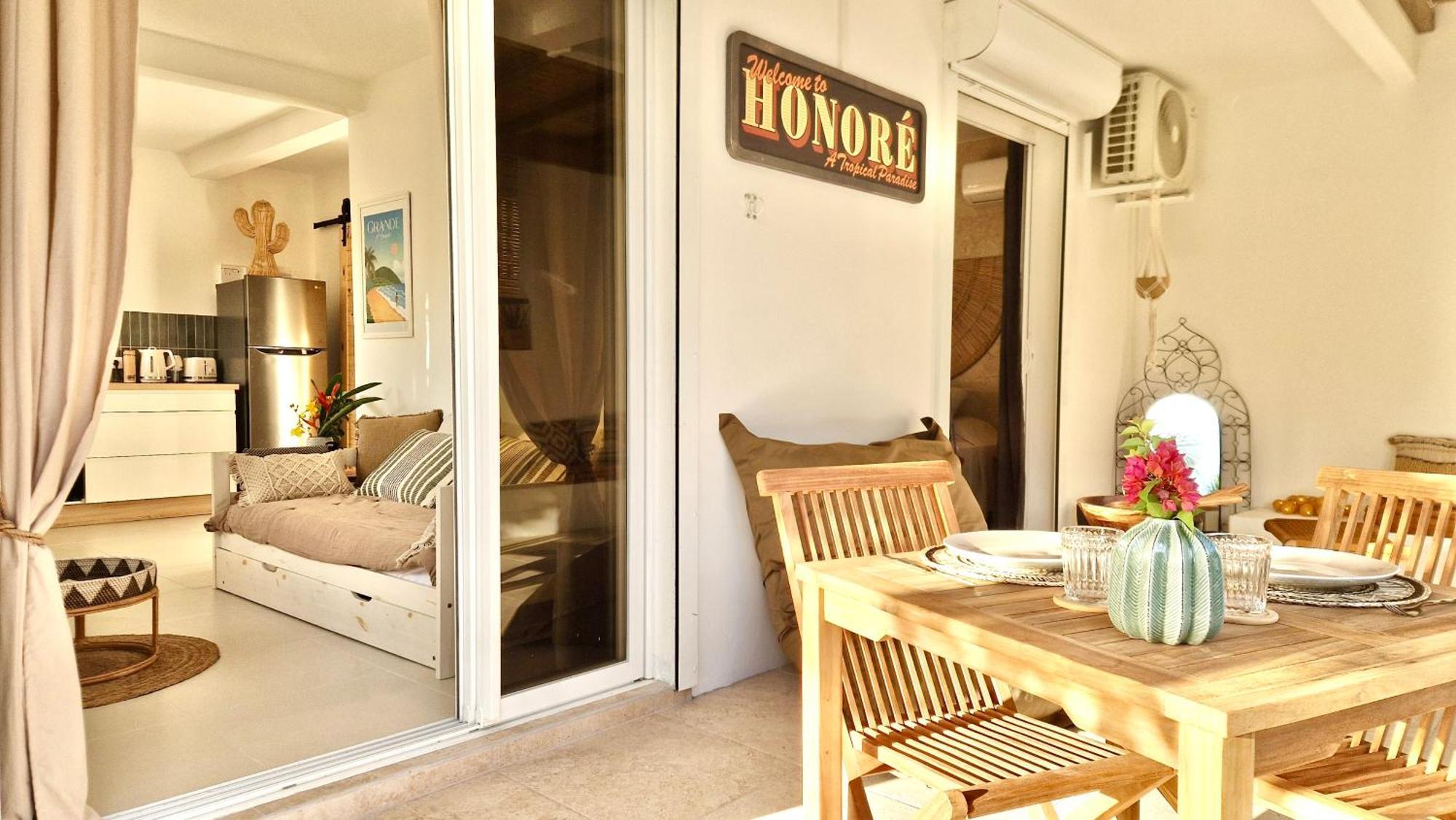 Honore Paradise