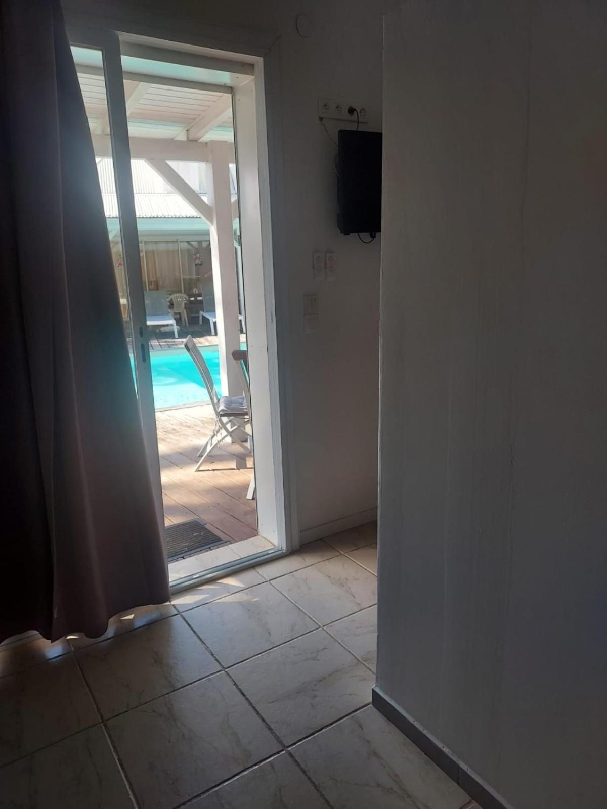 Location Dampierre Apartamento *