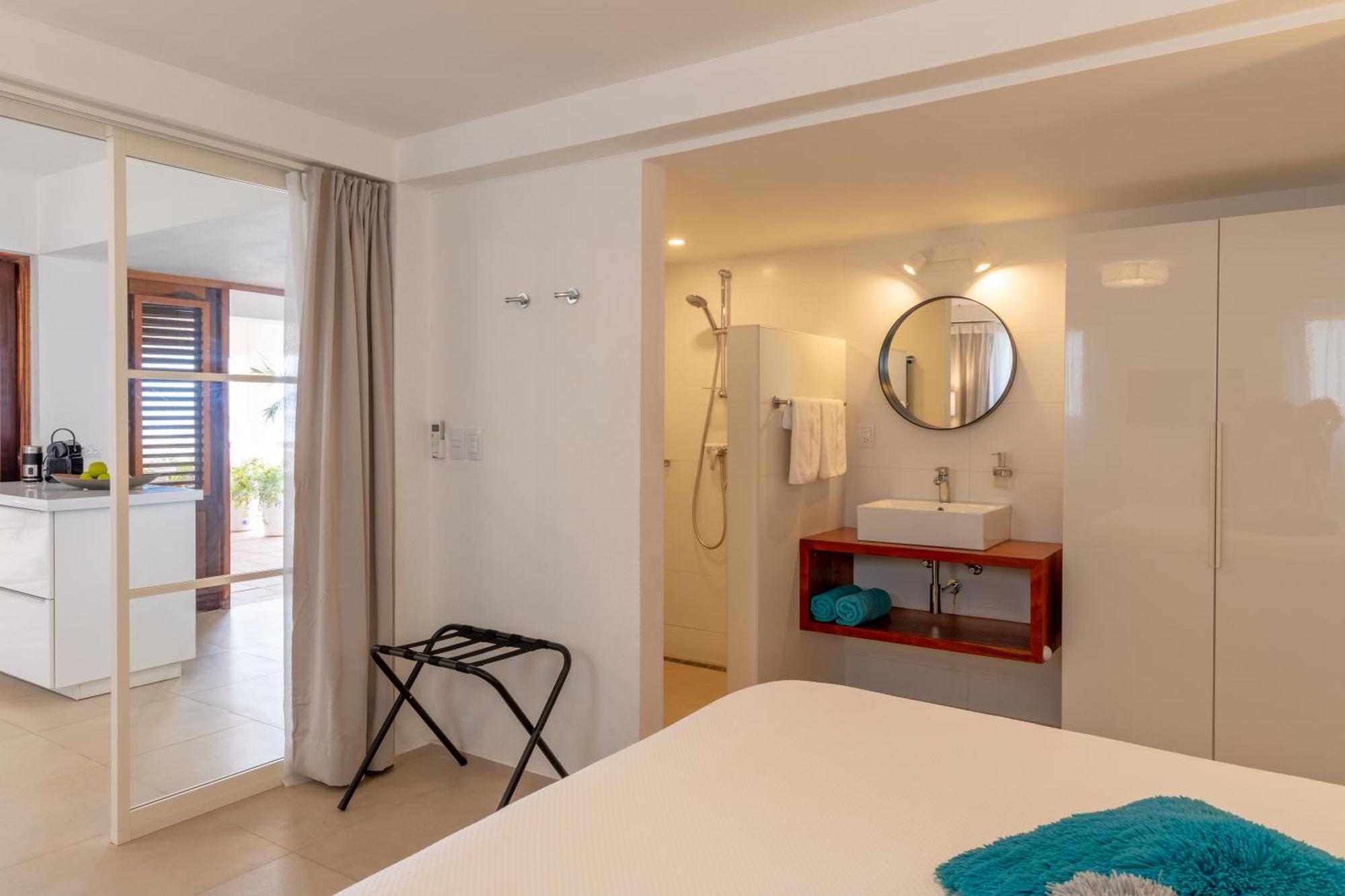 One Ocean Boutique & Bonaire Apartment *