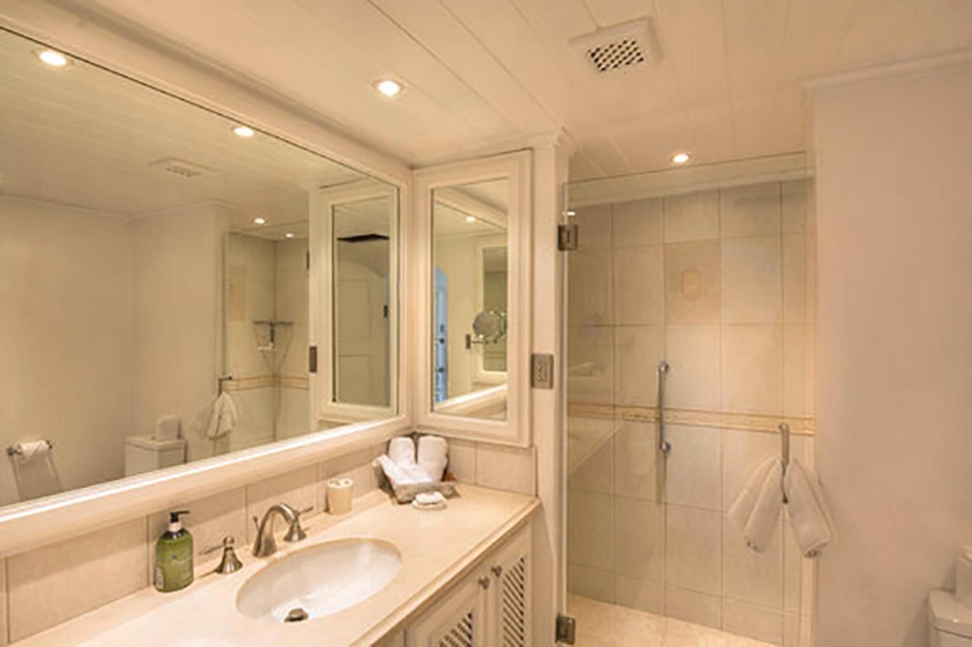 Apartment At Glitter Bay Estate By Blue Sky Luxury Saint James