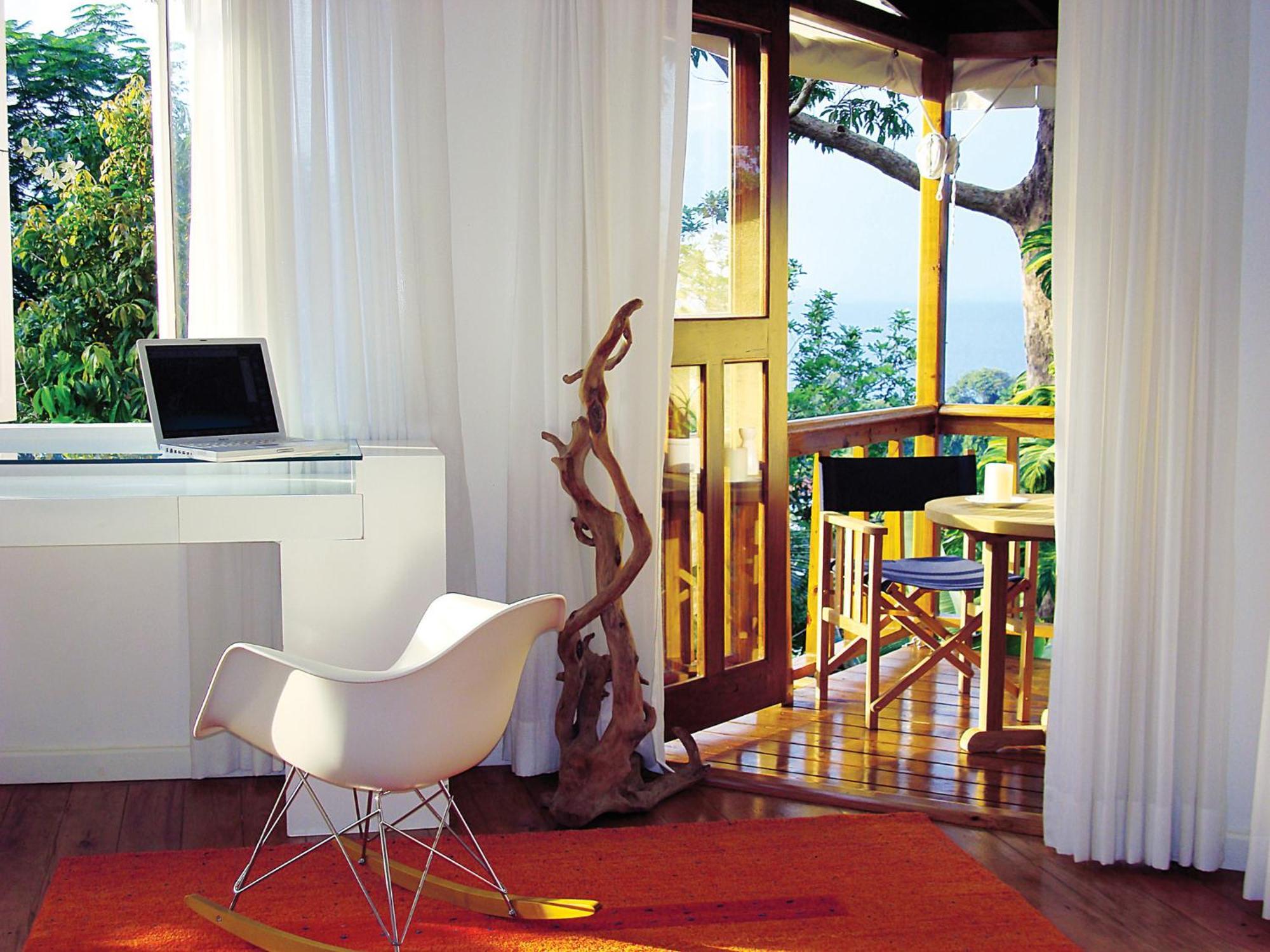 Geejam Hotel 4*