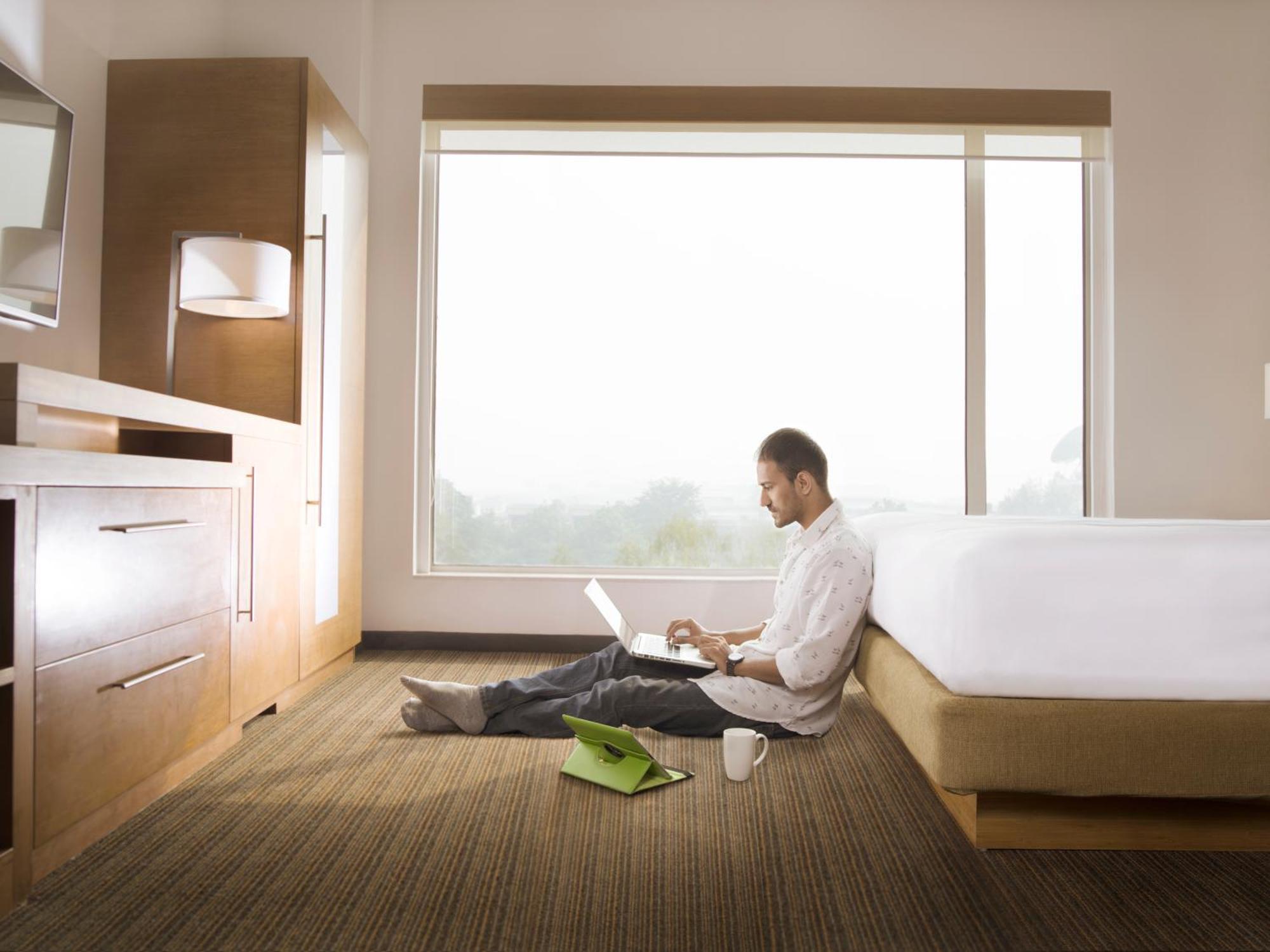 Hyatt Place Hotel 3*