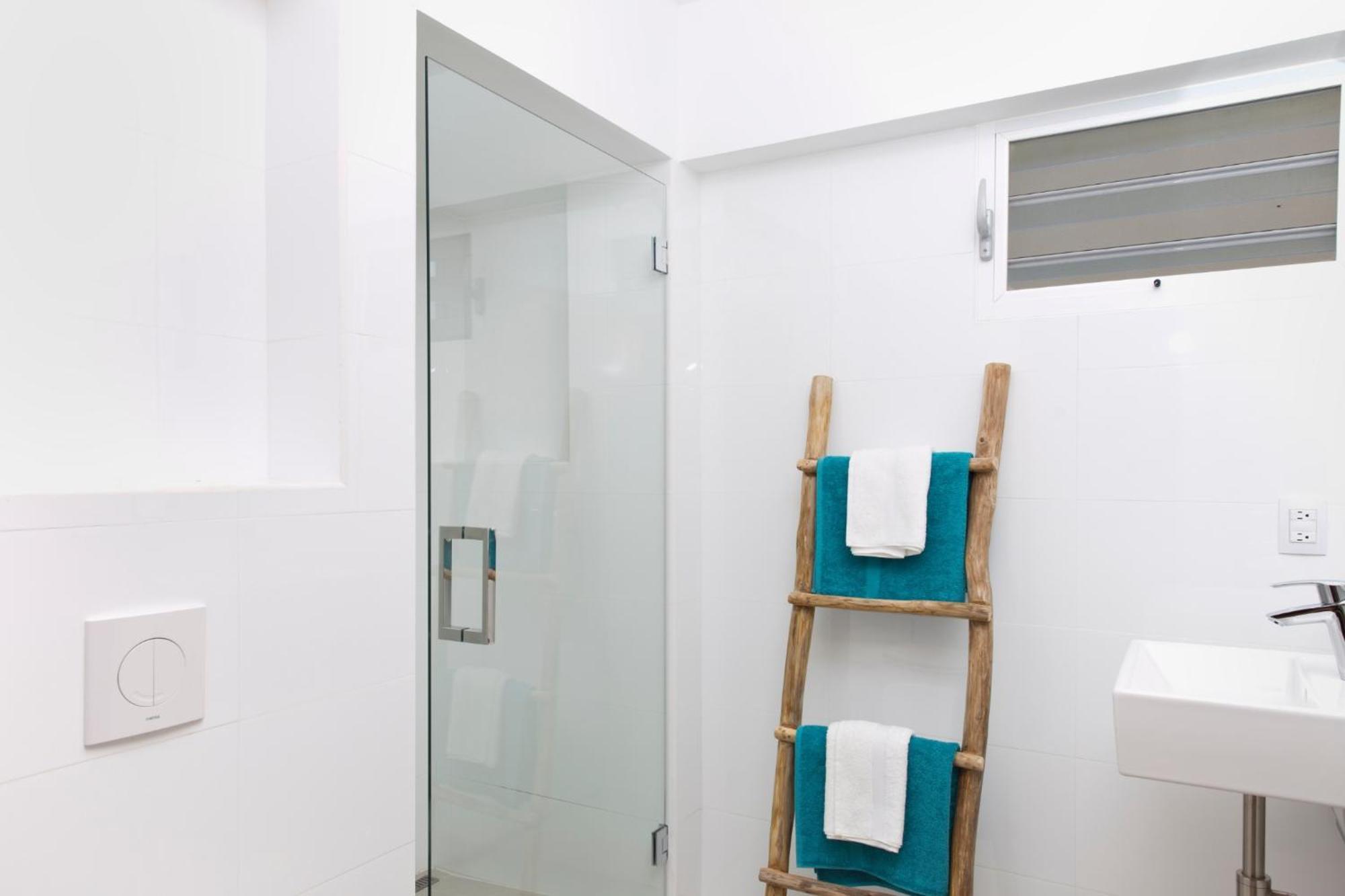 One Ocean Boutique & Bonaire Apartment *