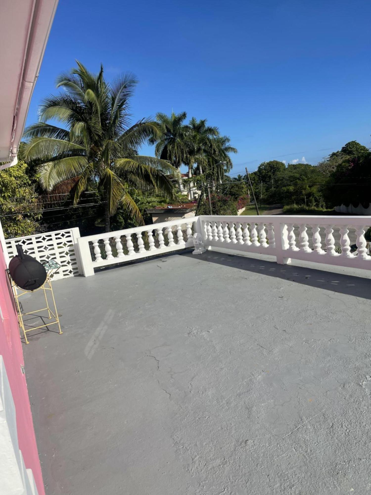 Three Palm Guest house Montego Bay
