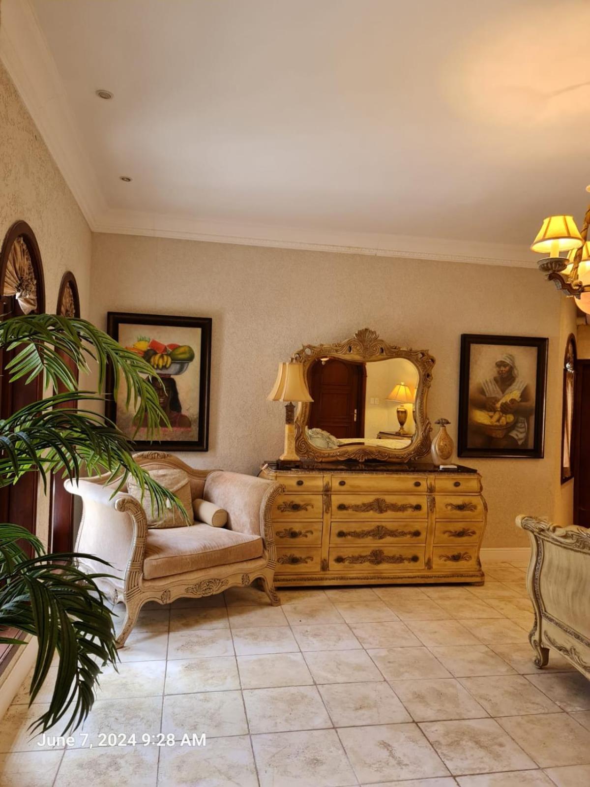 Apartamento Sandpiper Palm Beach