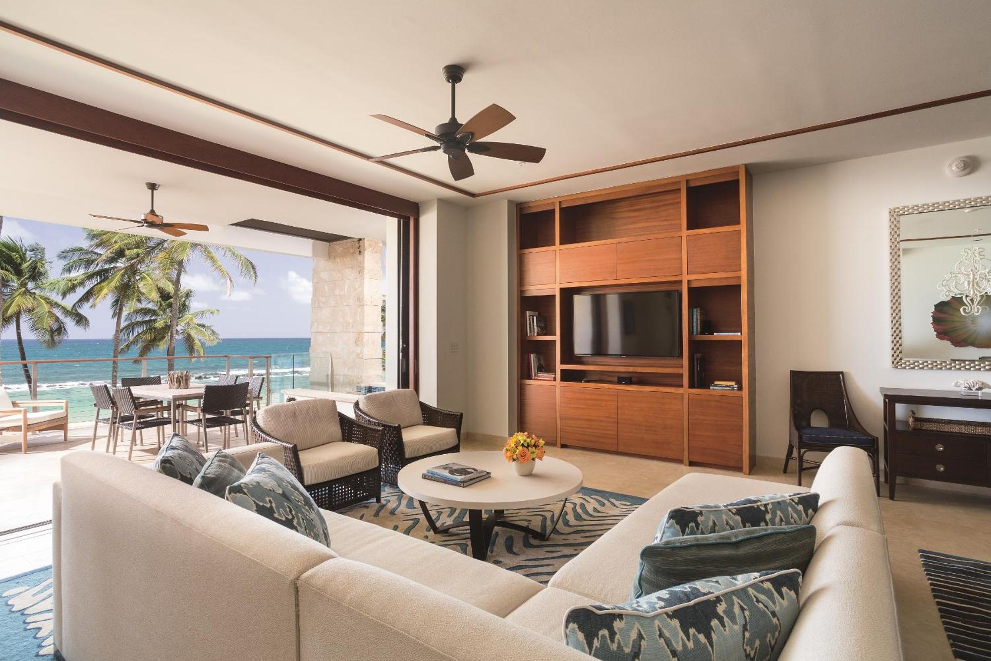 Residences At Beach, A Ritz Carlton Reserve Hotel 5*