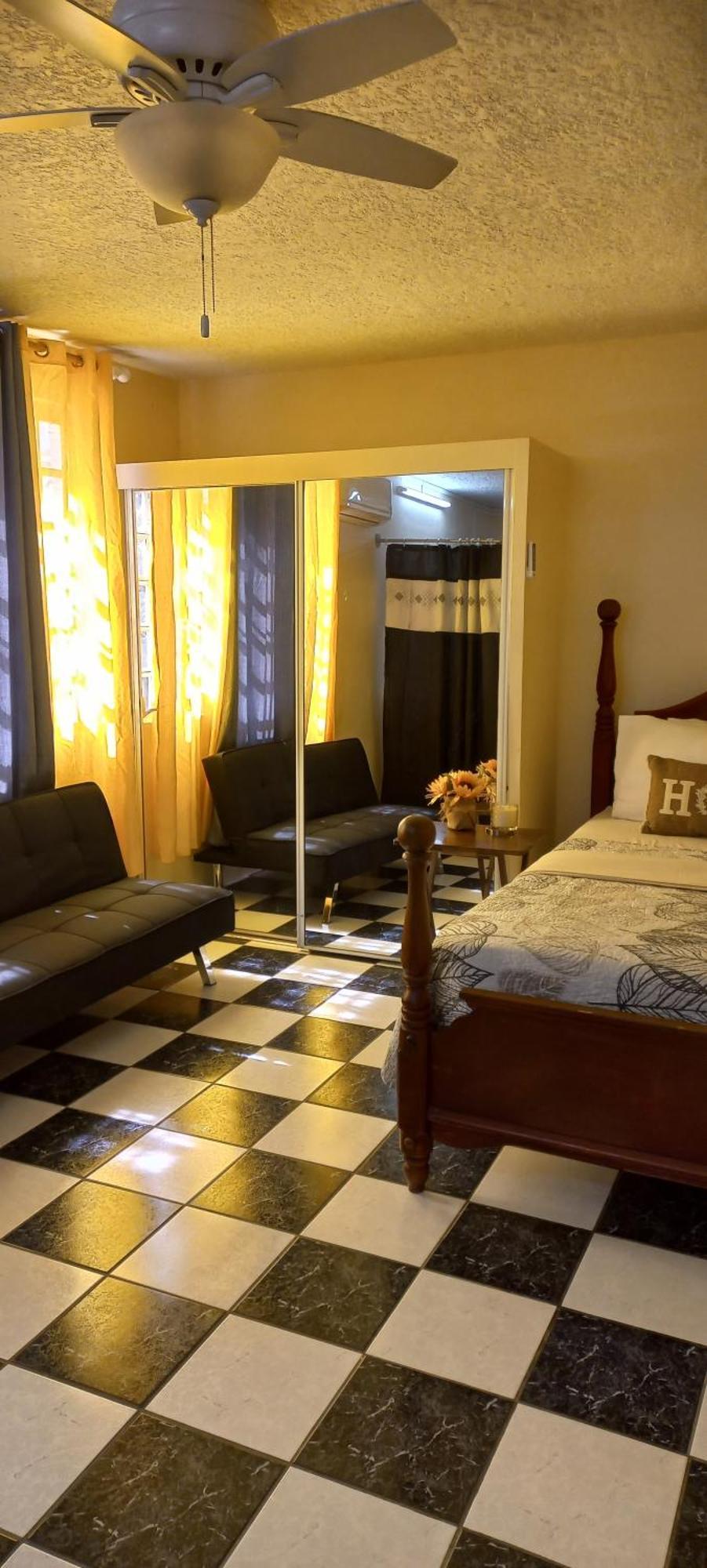 Than Beauty Apartment Leonards