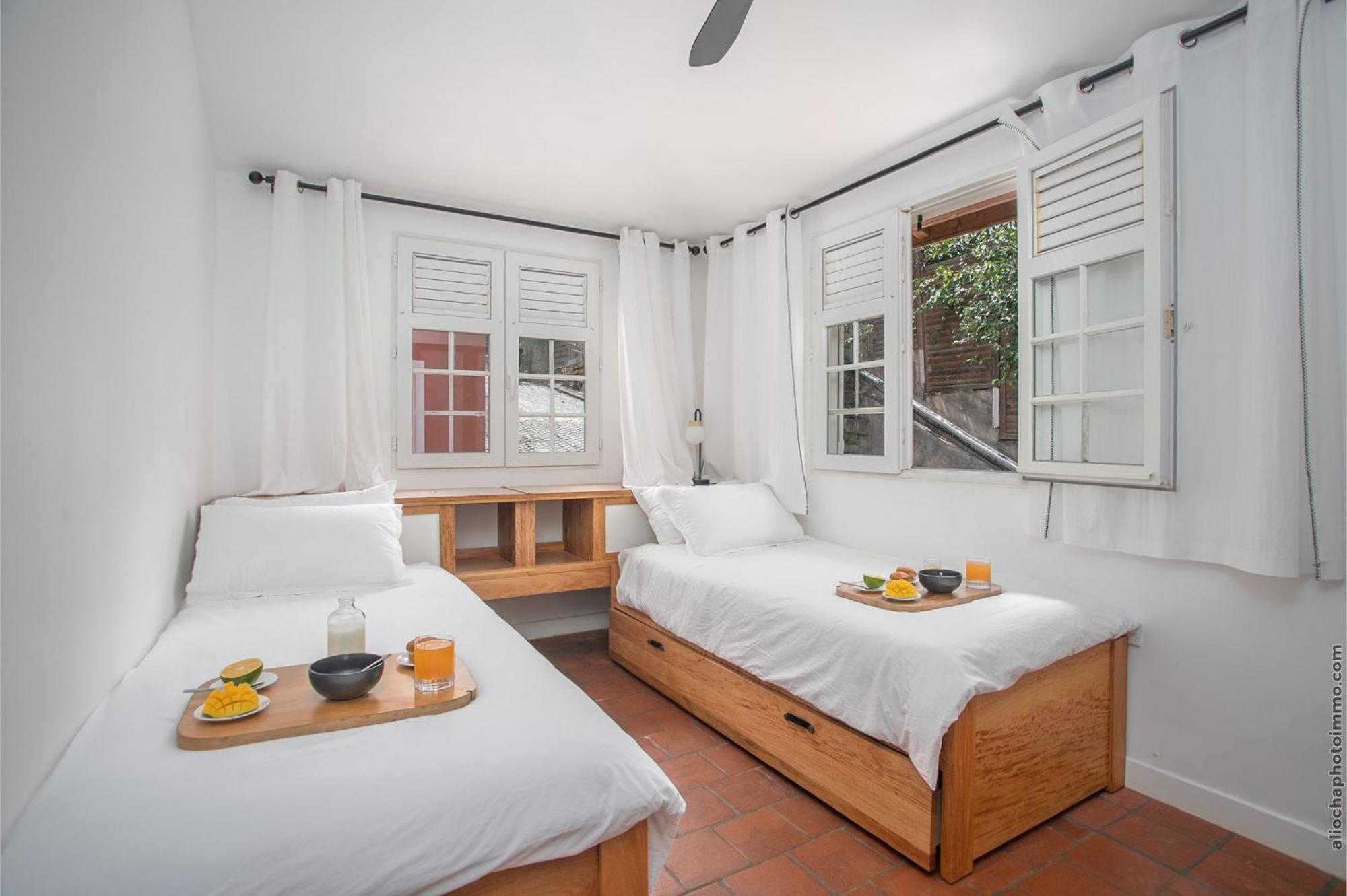 Villa Manzelle - Luxury On The *