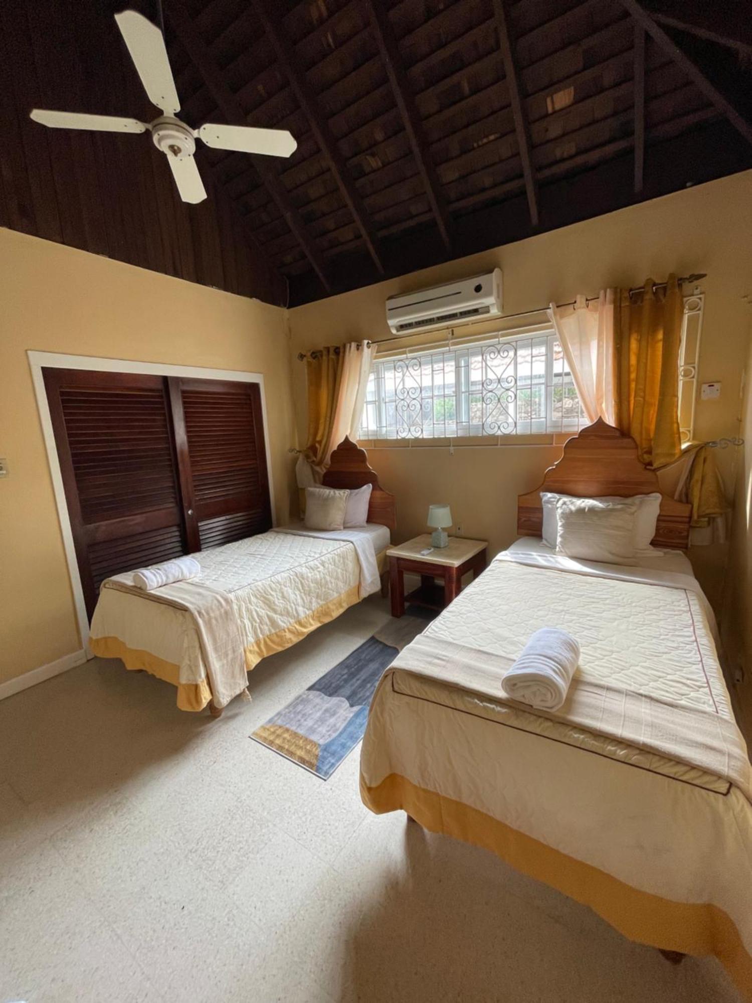 Casa de hóspedes Peaceful Palms Montego Bay