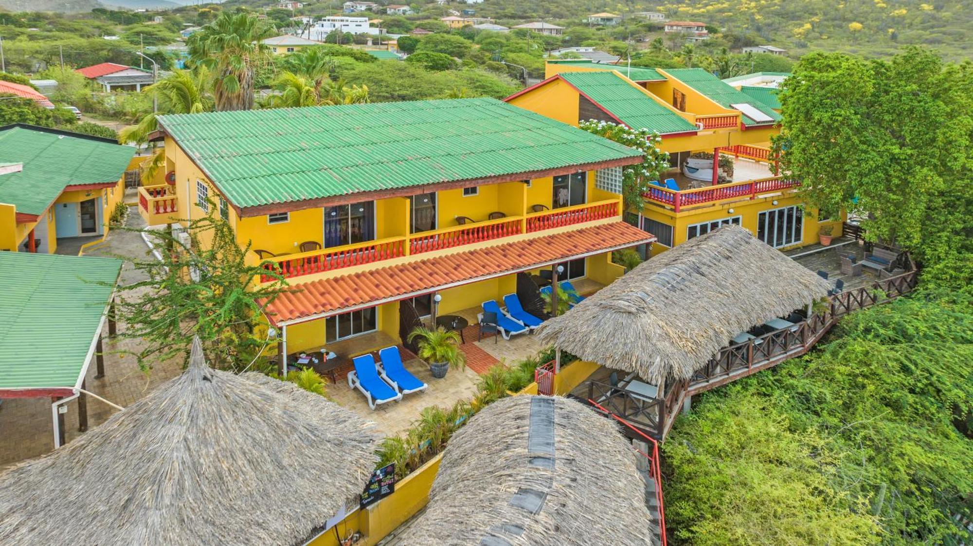 Bahia & Diving Lagun