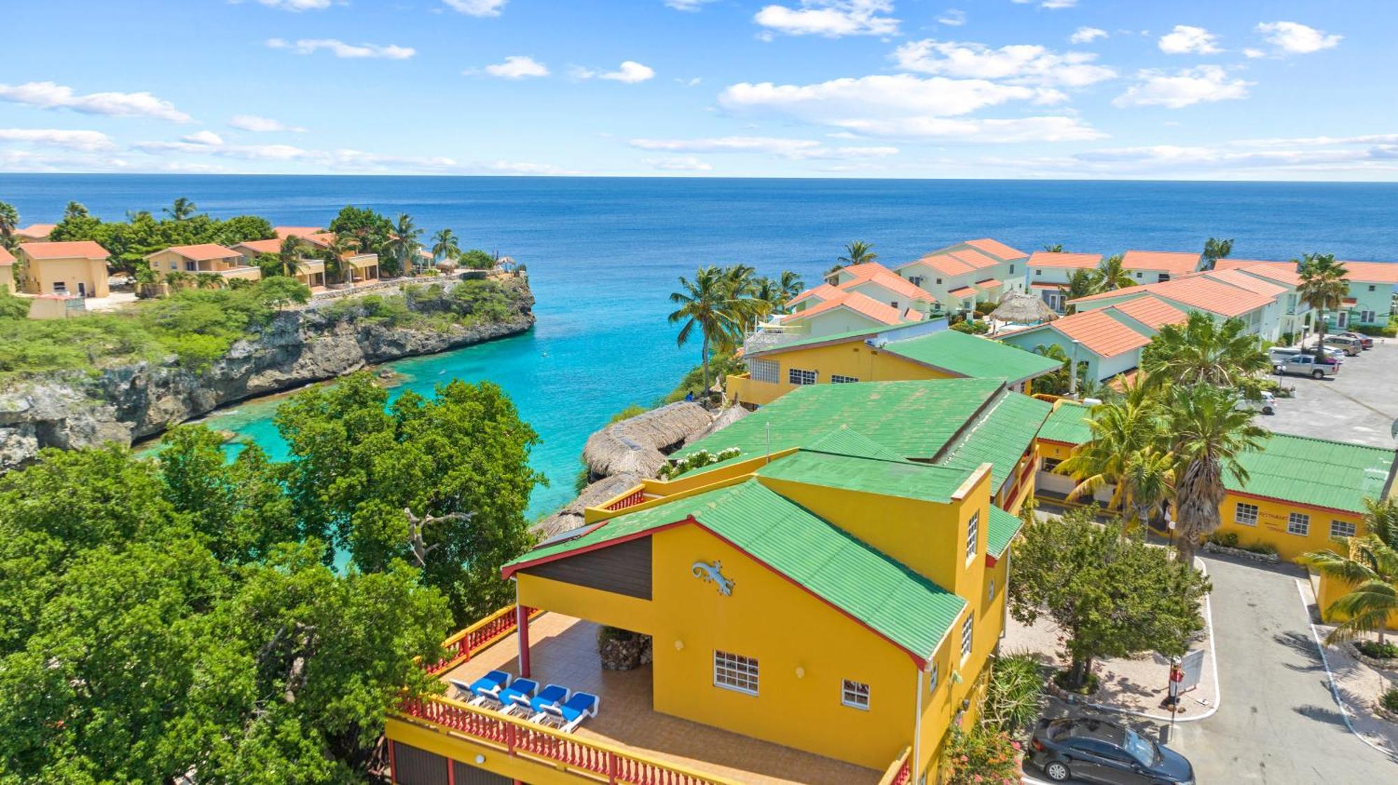 Bahia & Diving Lagun