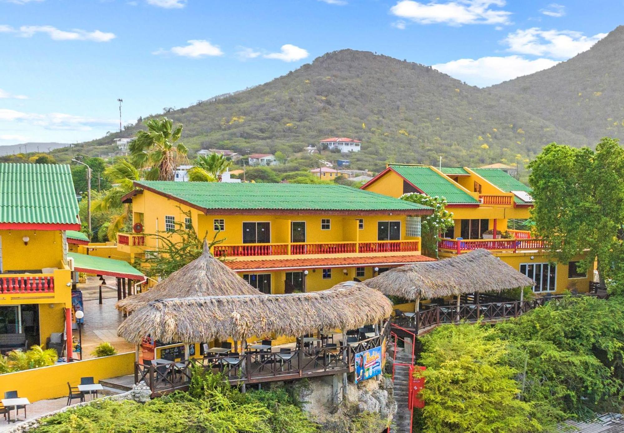 Bahia & Diving Lagun