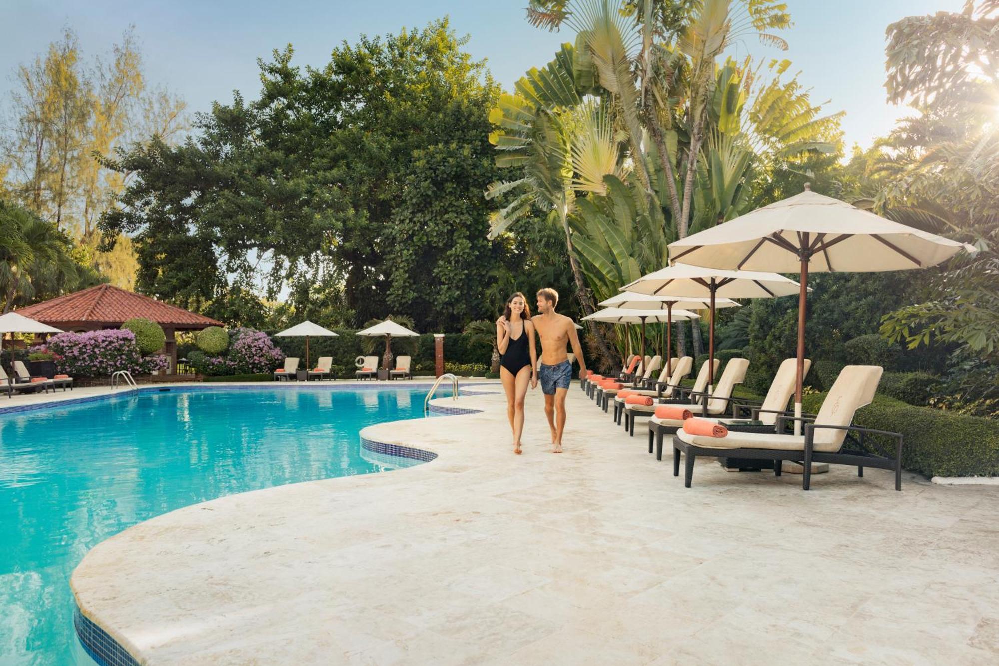 El Embajador, A Royal Hideaway